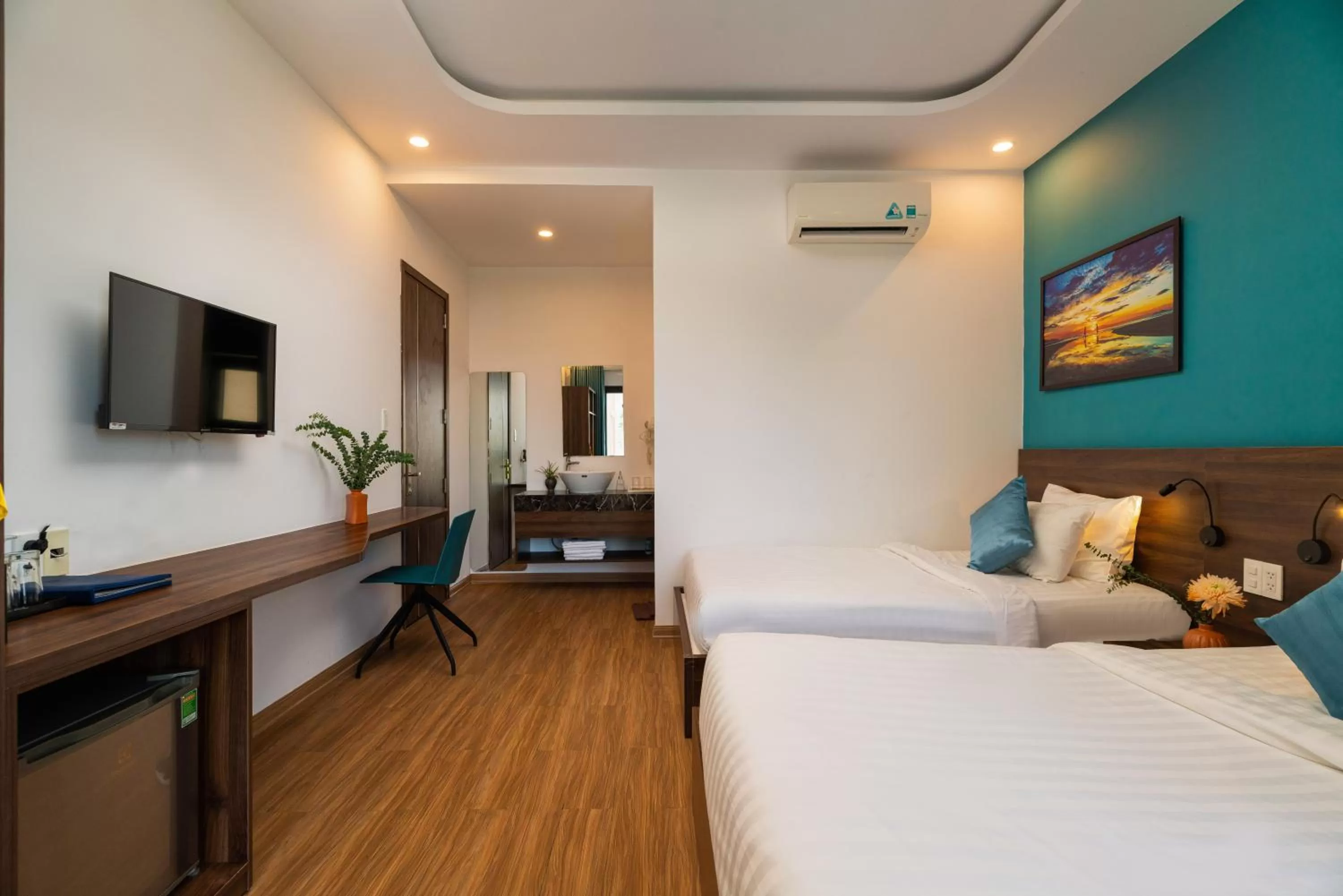 Bed in Hoianese Pool & Sunset Hotel - Cultural Experiential Hotel