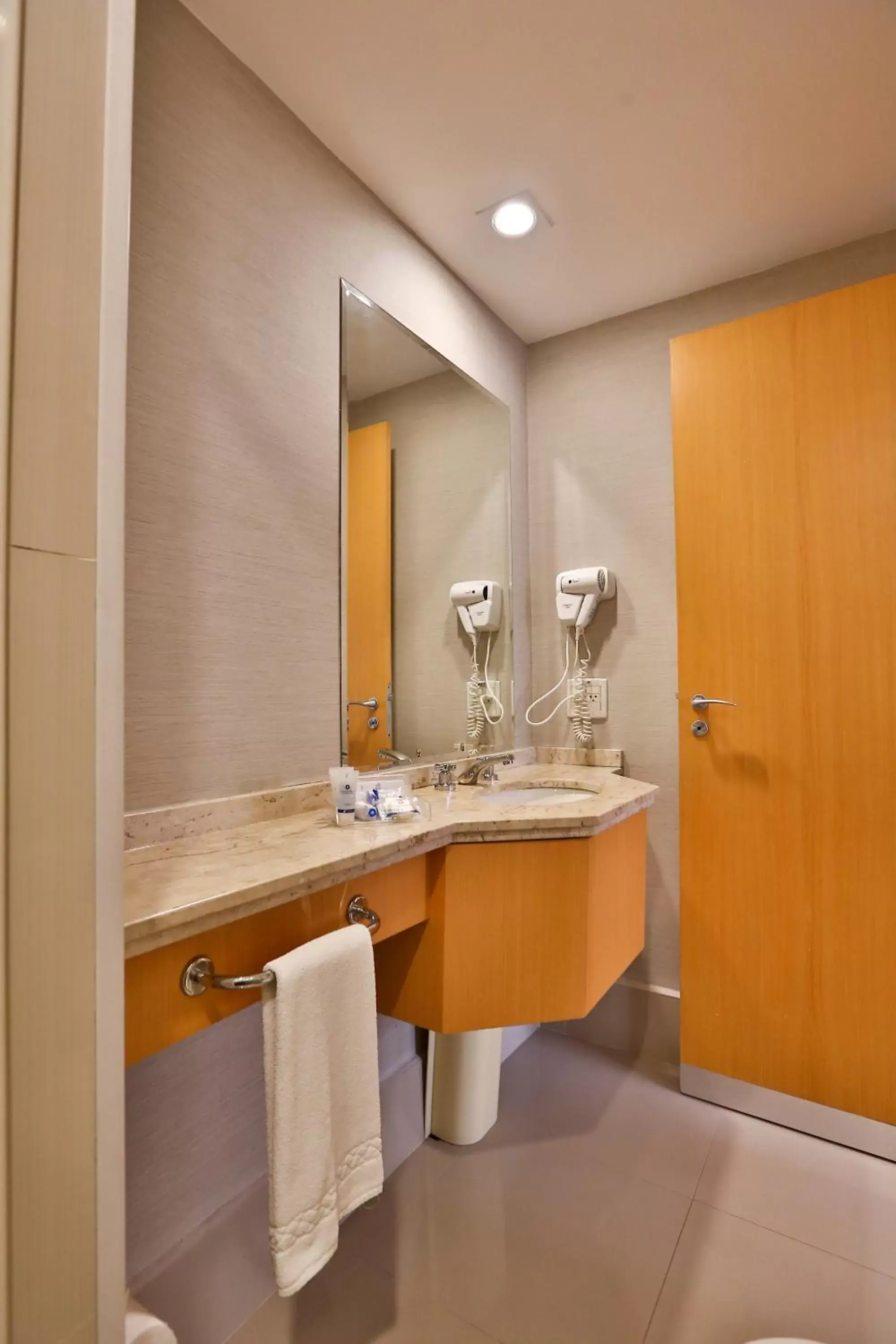 Bathroom in Transamerica Executive Jardins