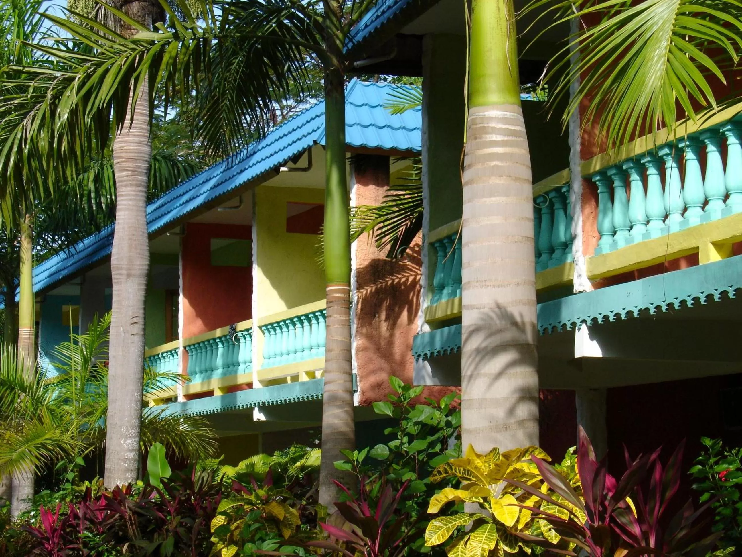 Facade/entrance in Legends Beach Resort