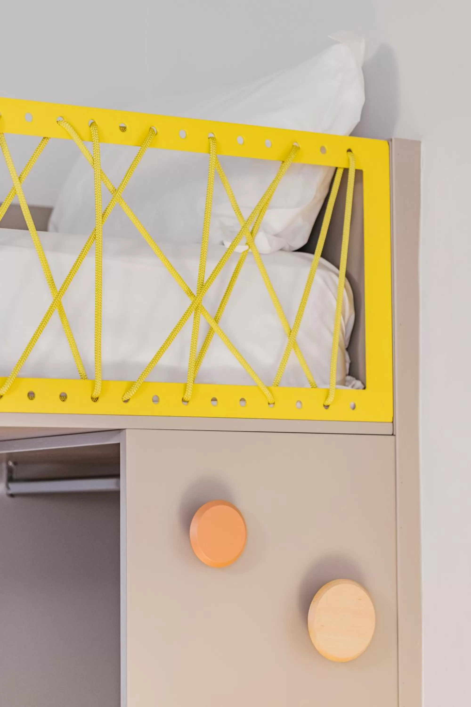 bunk bed in Hotel Priori Secret Garden