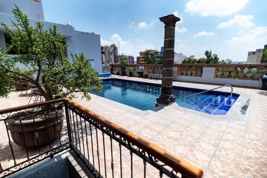 Pool View in Hotel Santiago De Compostela - Guadalajara Centro Historico