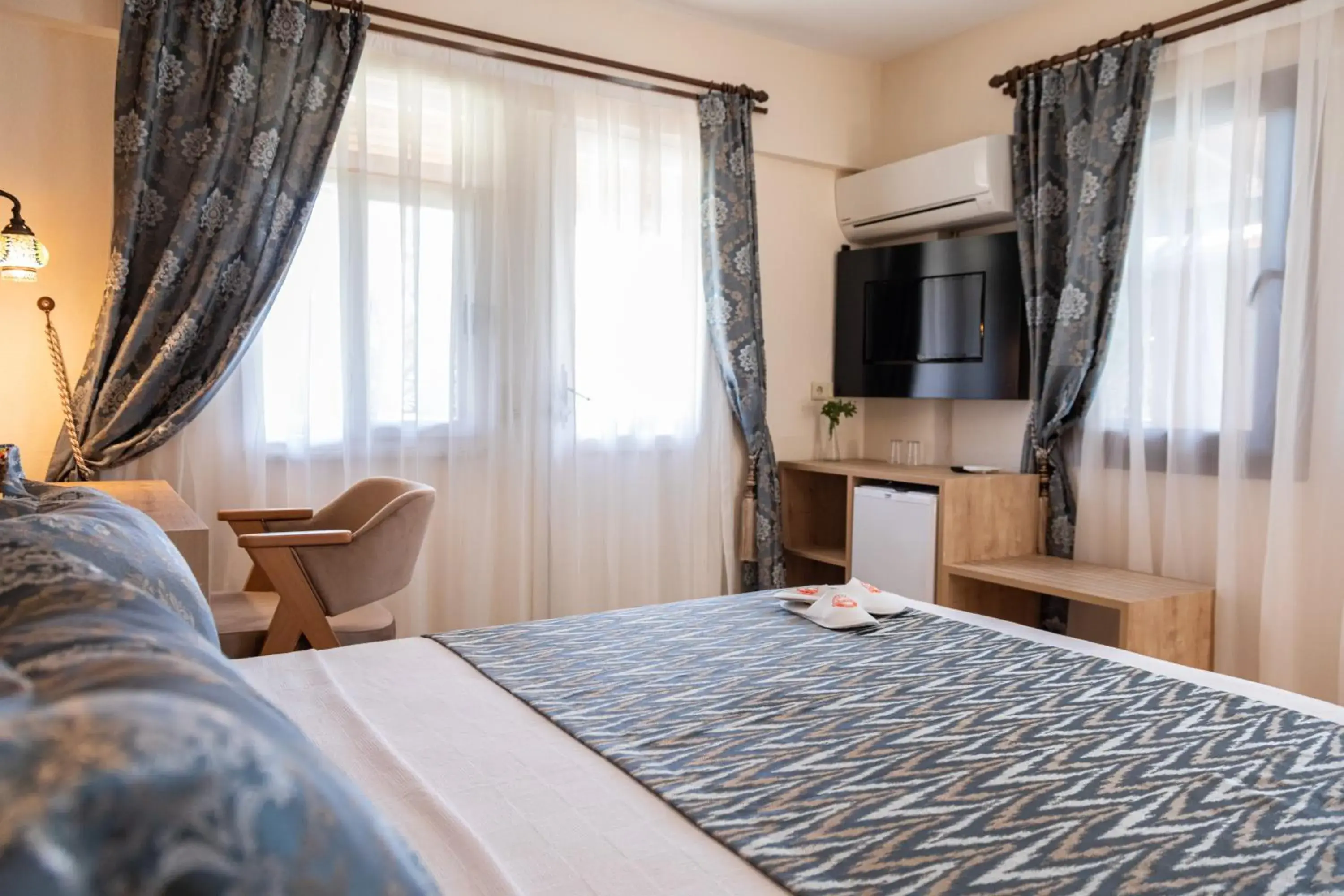 Photo of the whole room, Bed in Portakal Hotel Dalyan