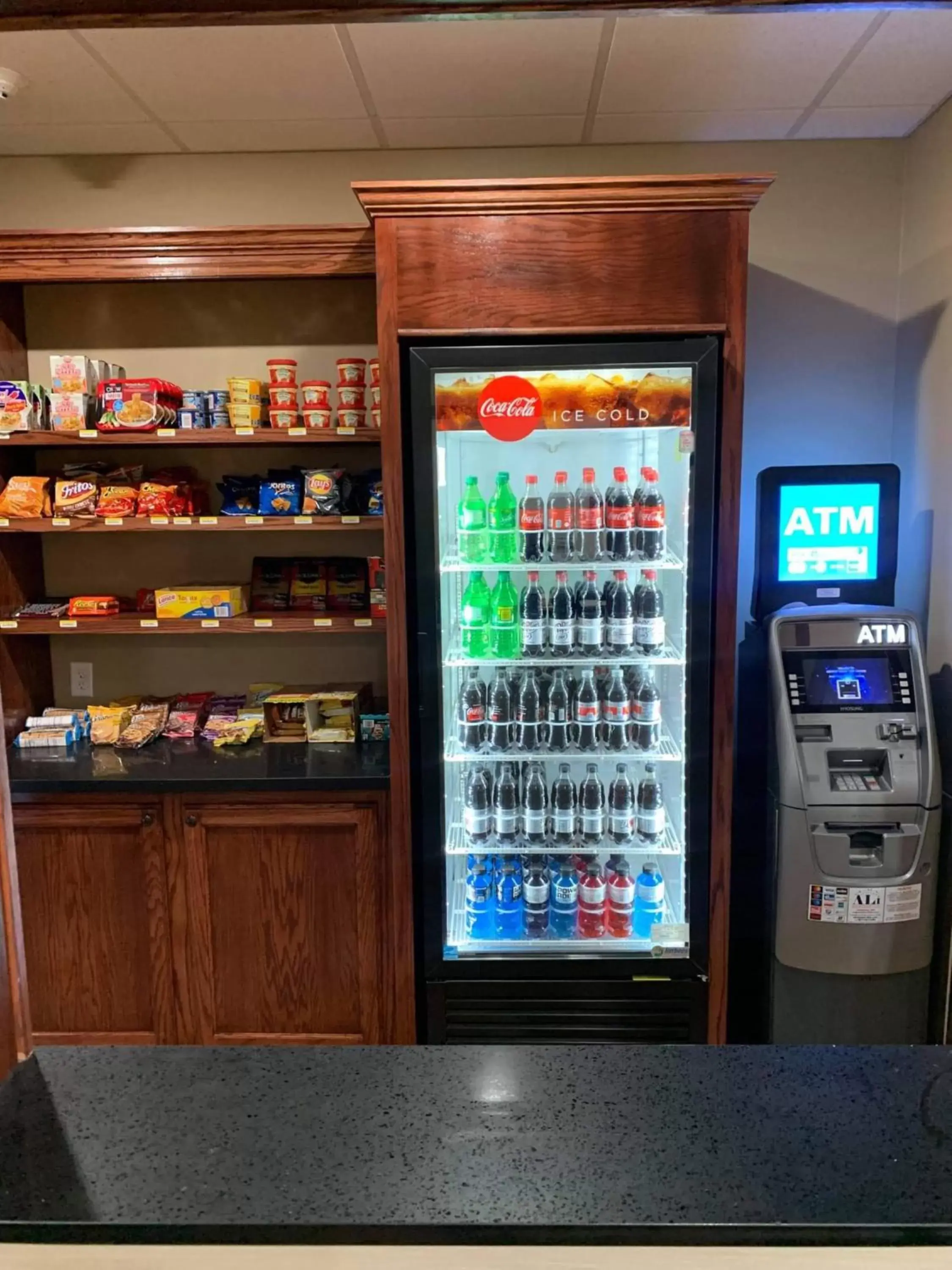 vending machine, Supermarket/Shops in Comfort Suites West Monroe near Ike Hamilton Expo Center