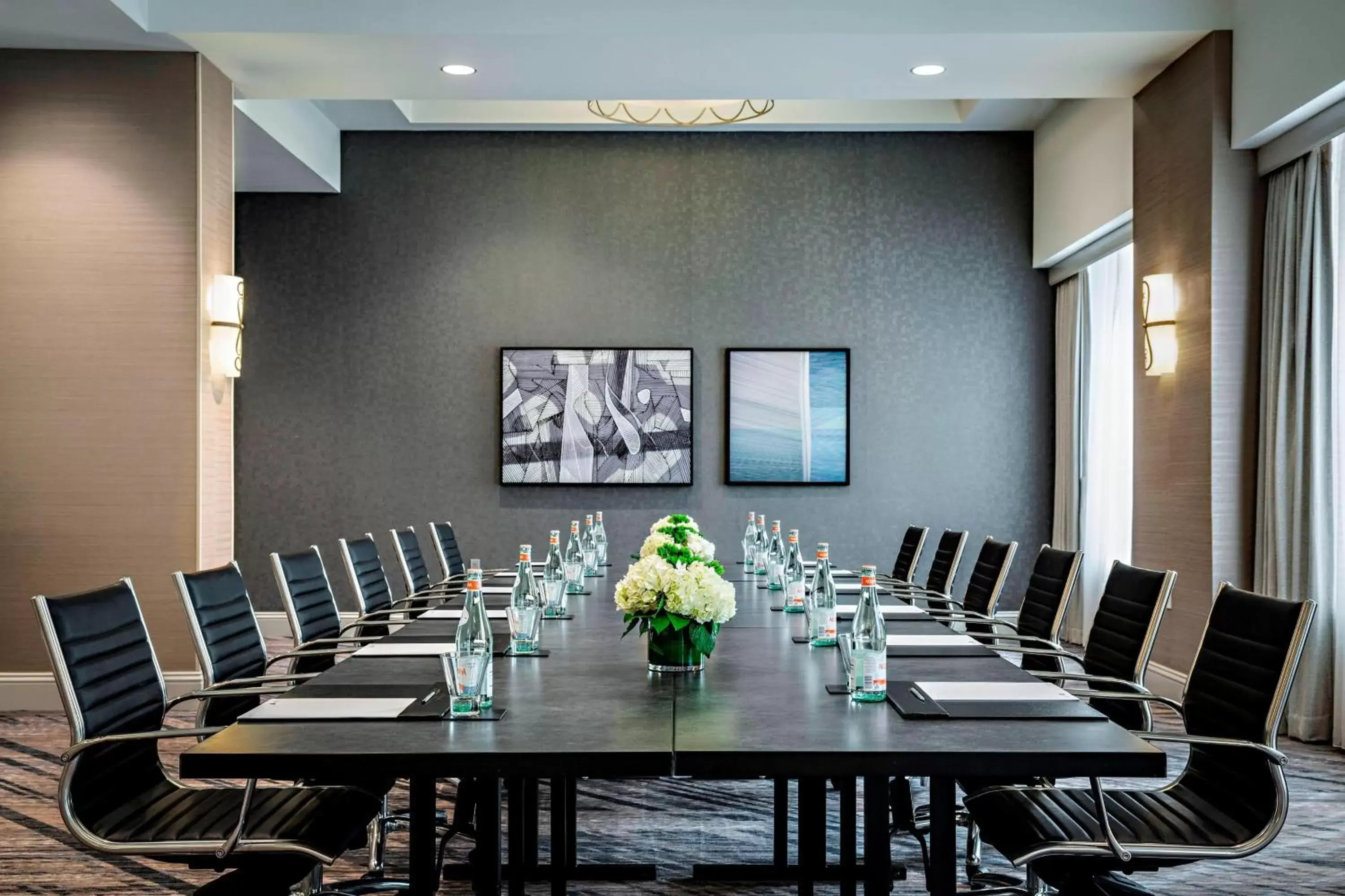 Meeting/conference room in JW Marriott Houston by the Galleria