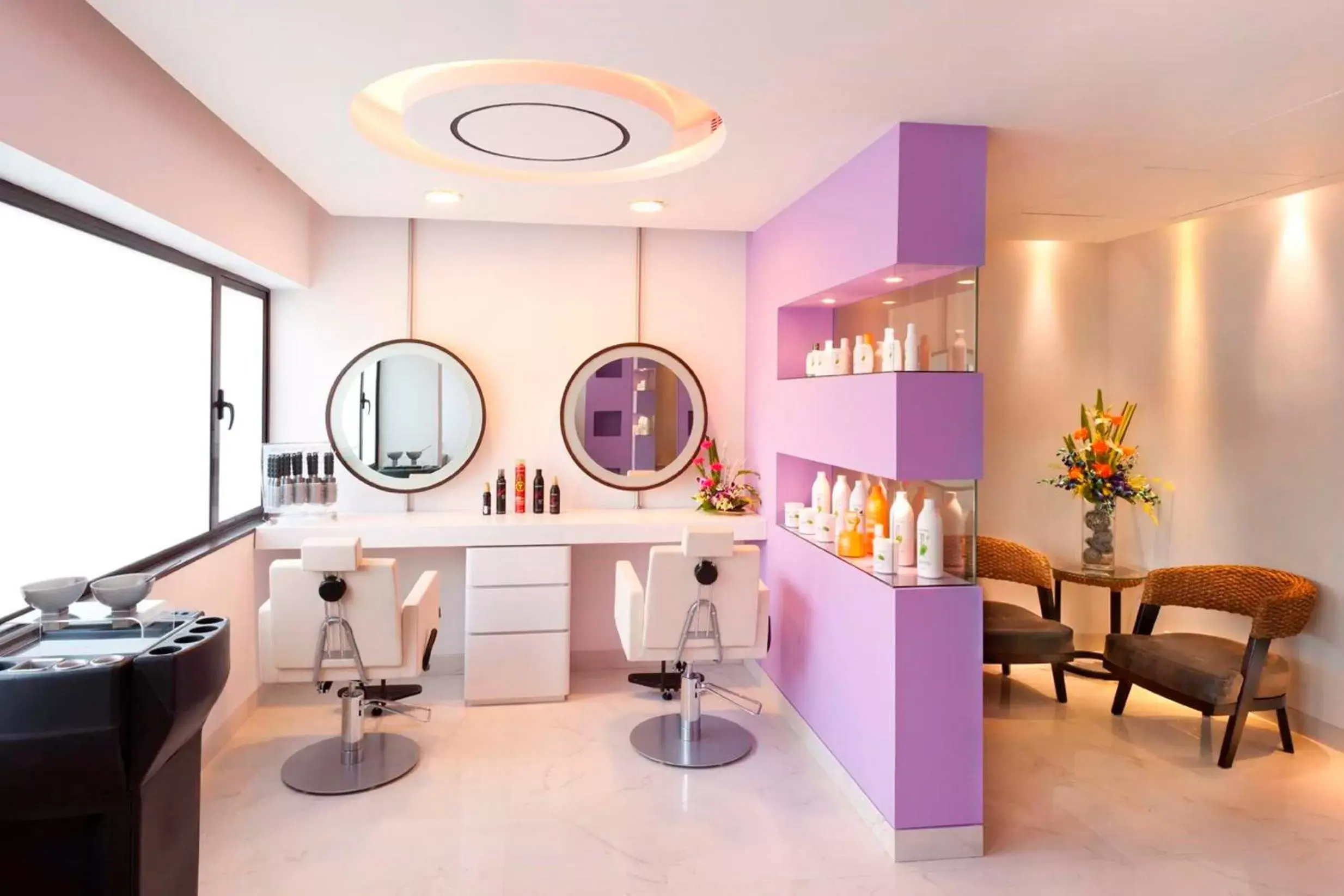 Spa and wellness centre/facilities in Kenilworth Hotel, Kolkata Spa and wellness centre/facilities in Kenilworth Hotel, Kolkata