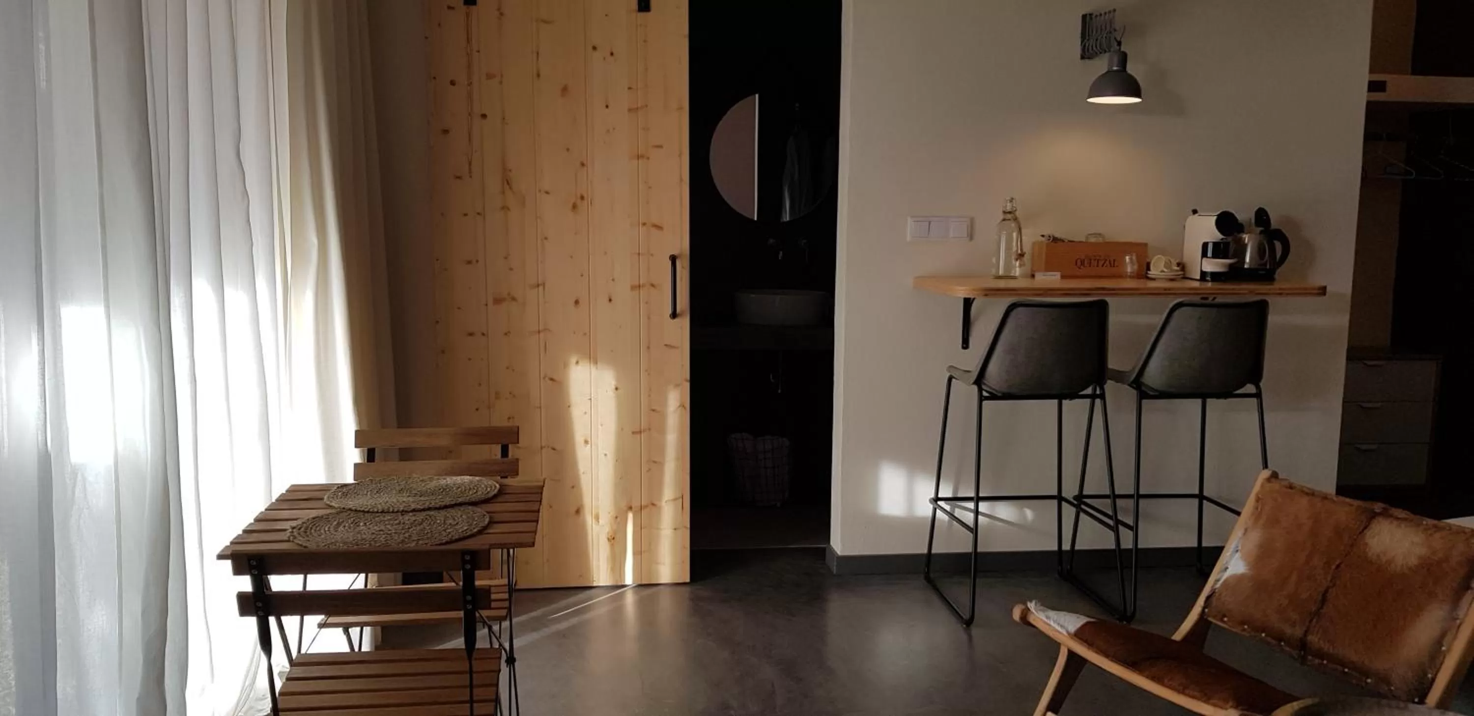 Trendy and Luxe B&B and Garden Suite