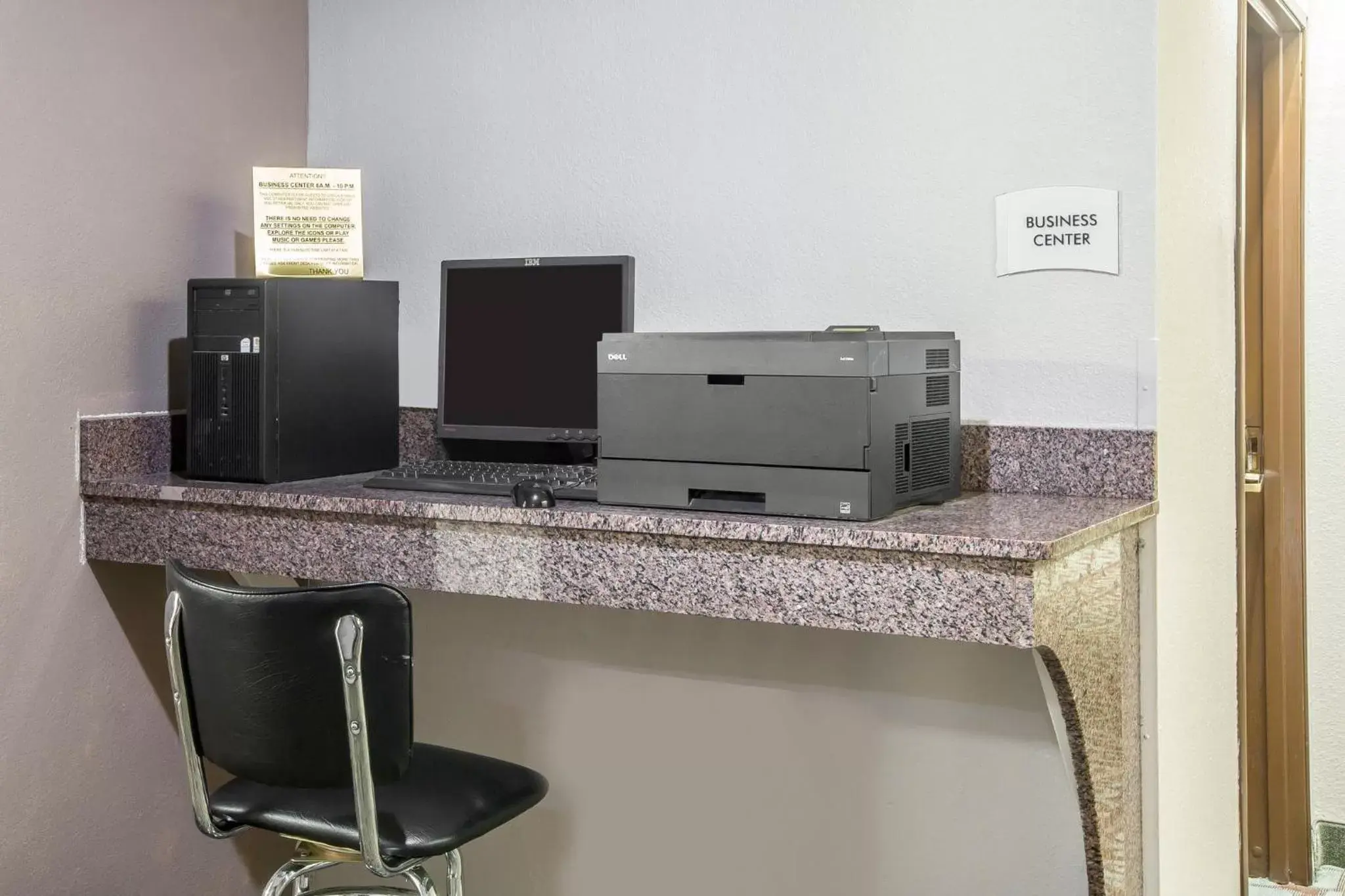 Business facilities, Business Area/Conference Room in Quality Inn Stockbridge Atlanta South