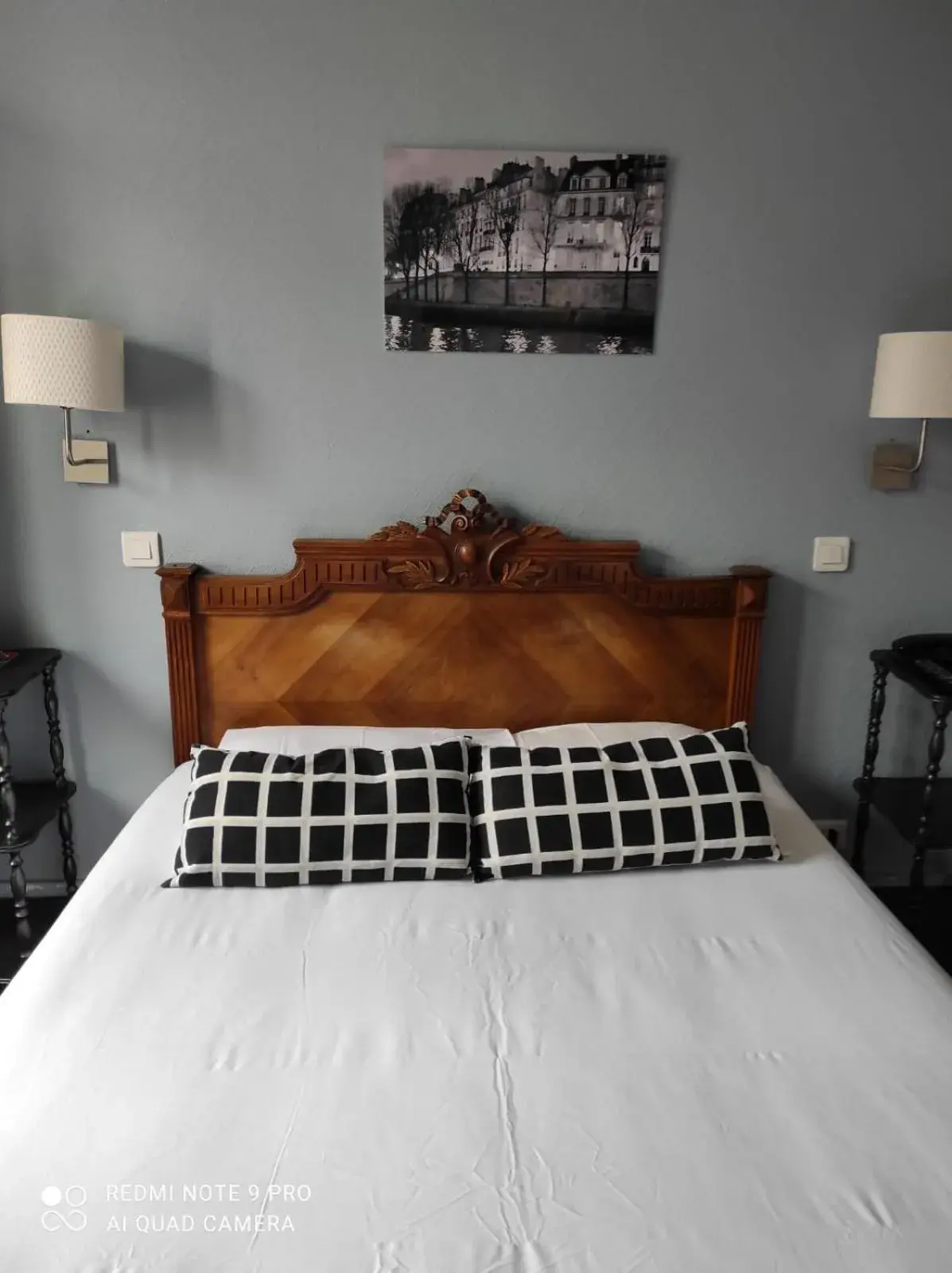 Bed in Hôtel Verlaine