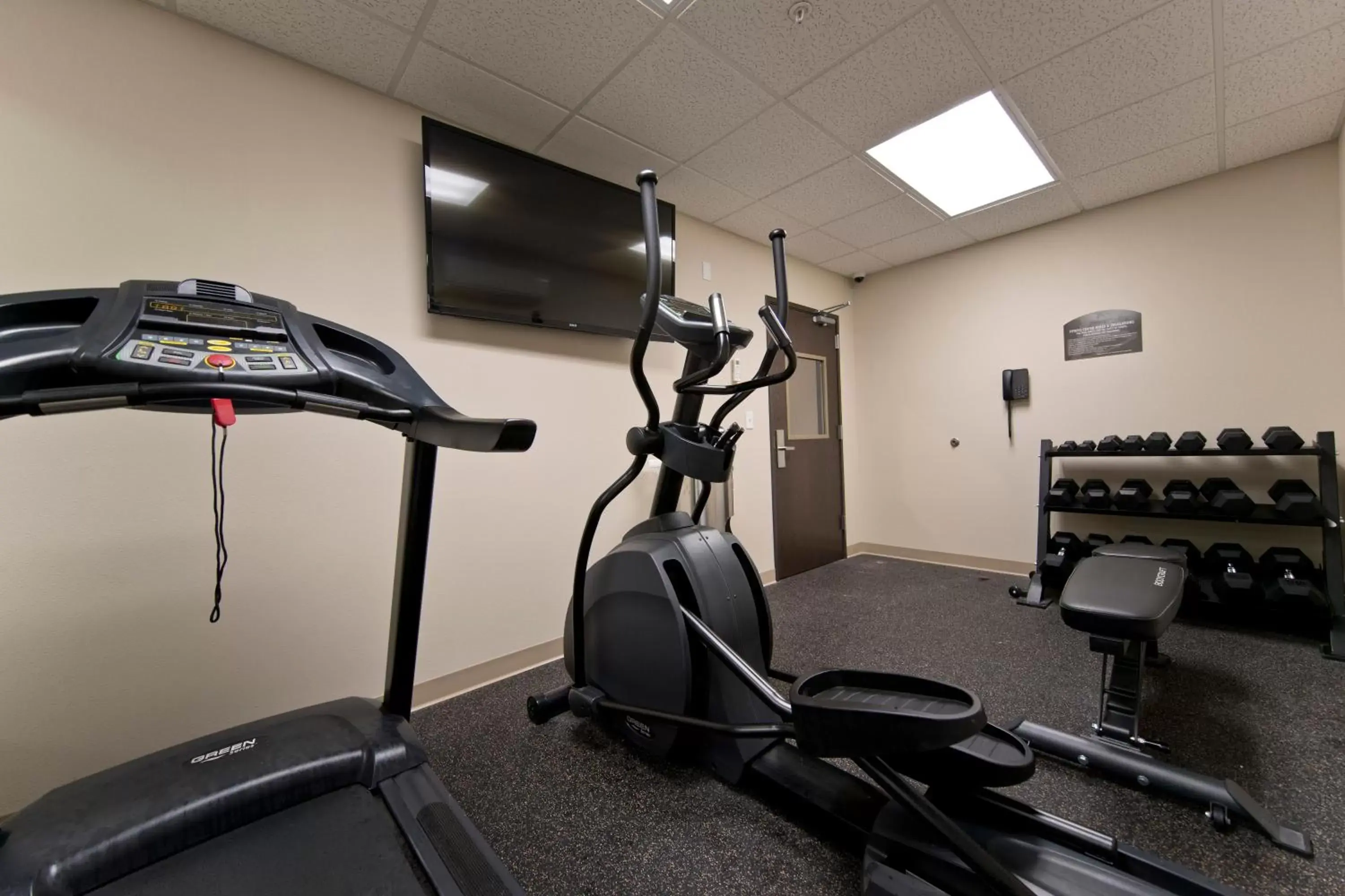 Fitness centre/facilities, Fitness Center/Facilities in Cobblestone Inn & Suites -Clarinda