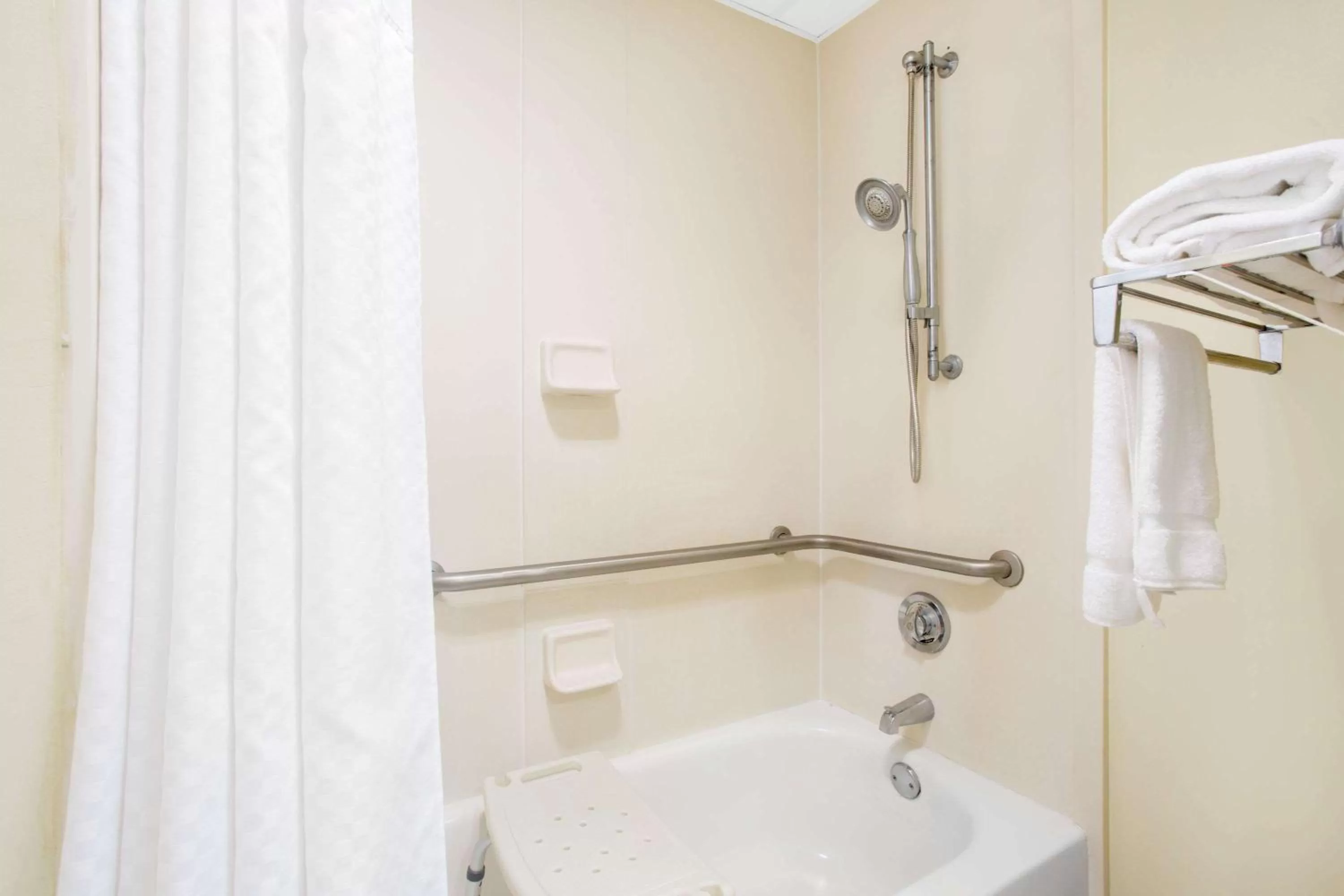 Bathroom in Days Inn by Wyndham Metter