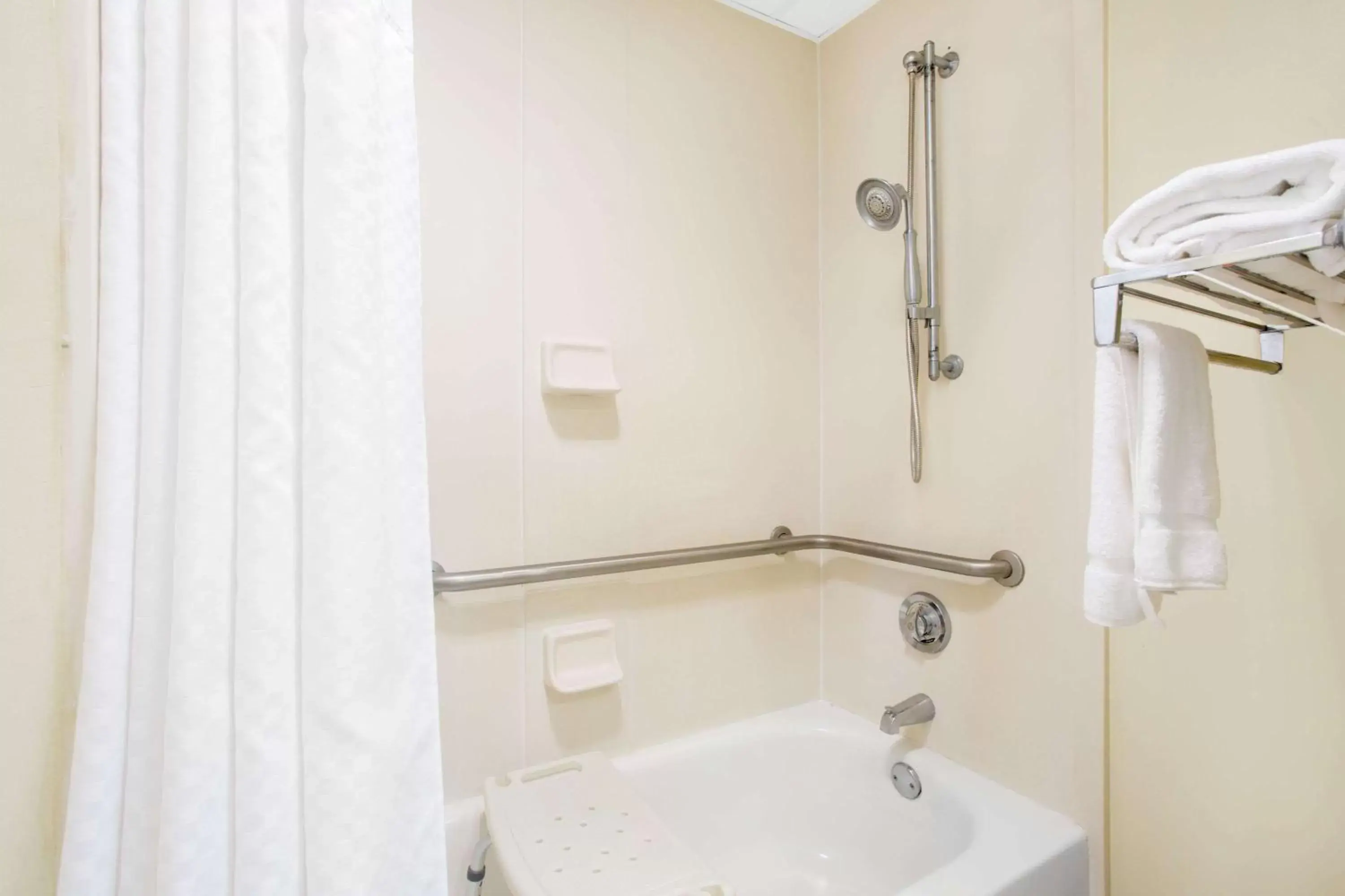 Bathroom in Days Inn by Wyndham Metter