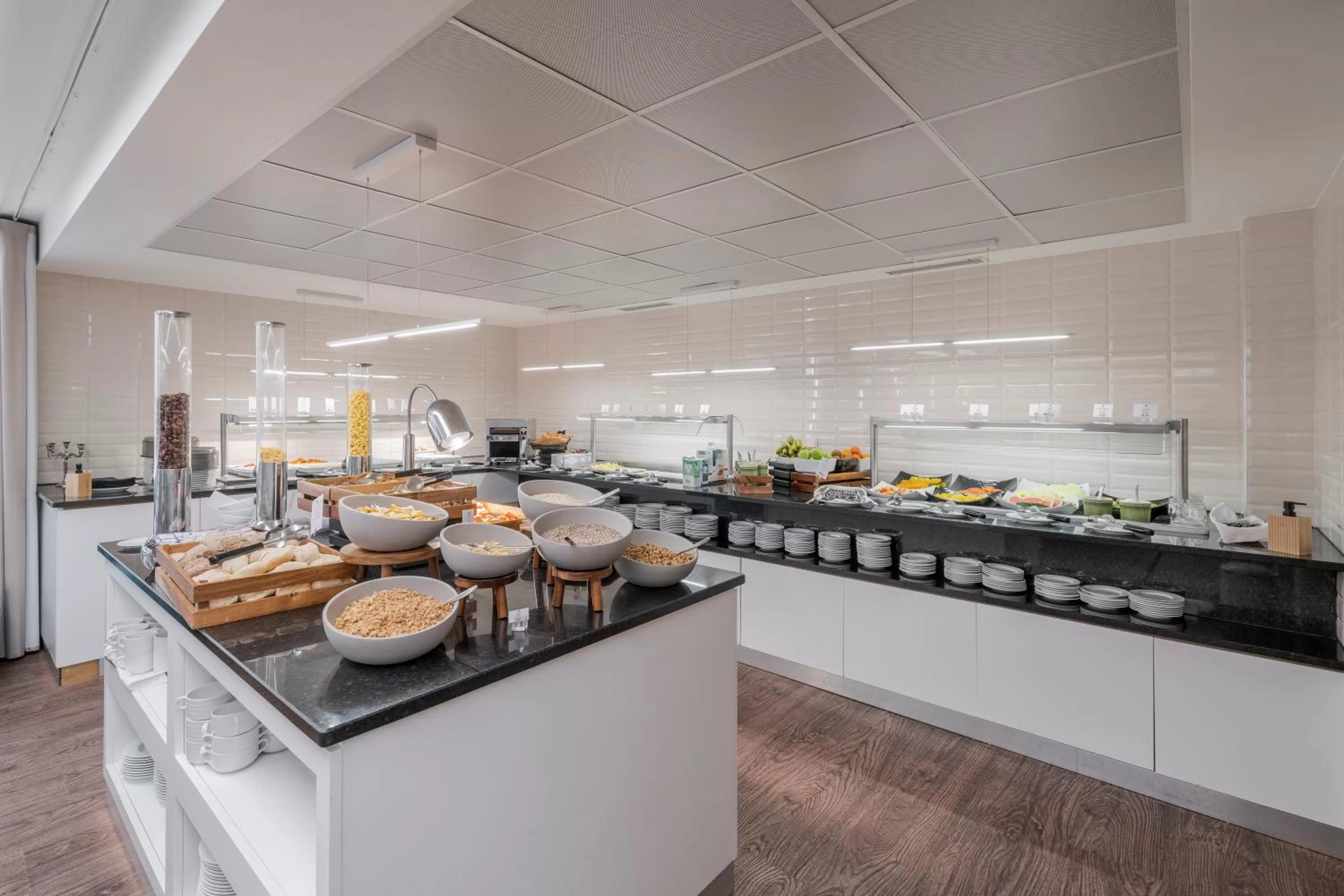 Continental breakfast in Vila Baleira Funchal