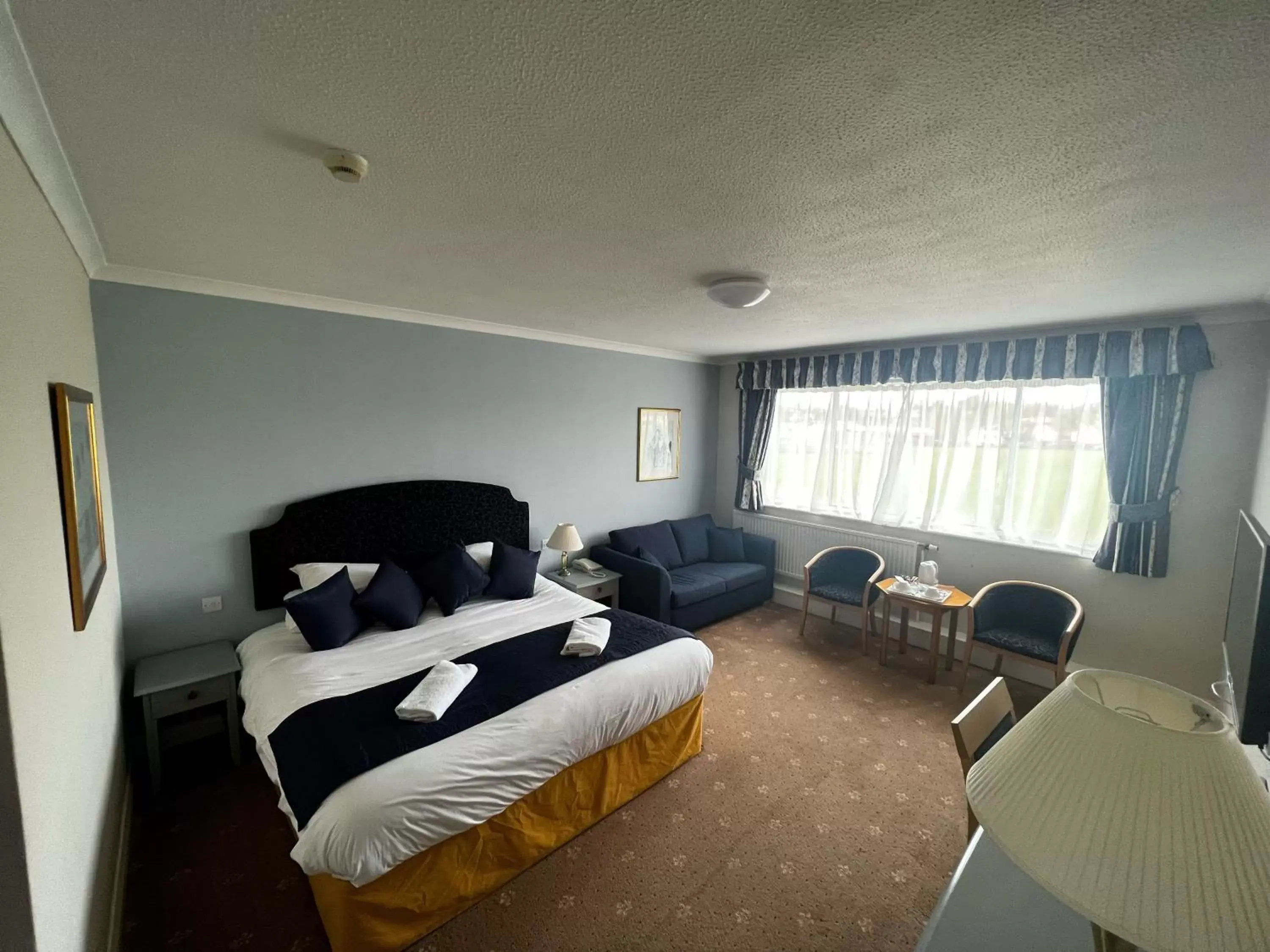 Tiverton Hotel Lounge & Venue formally Best Western