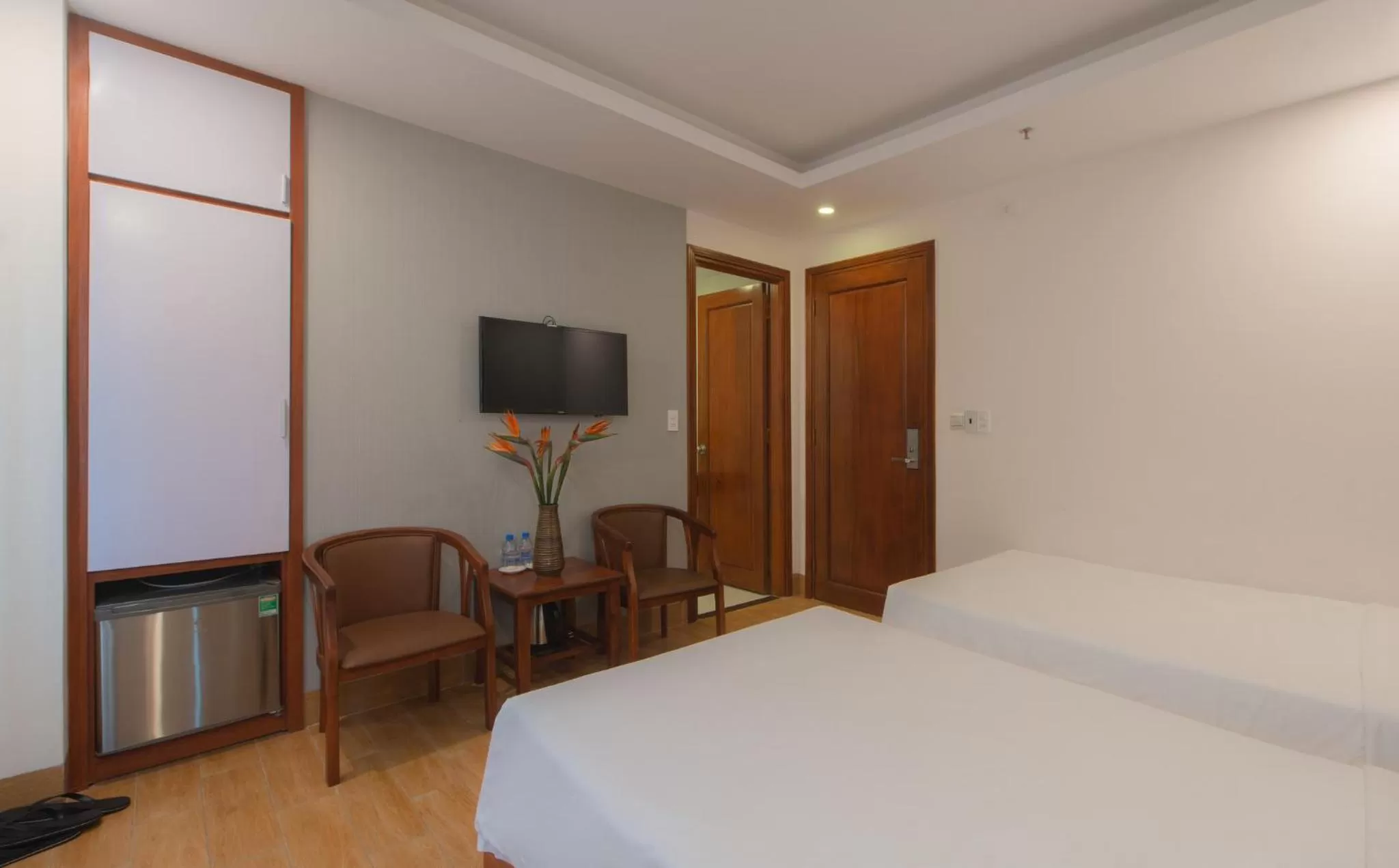 TV and multimedia, Bed in Canary Nha Trang Hotel