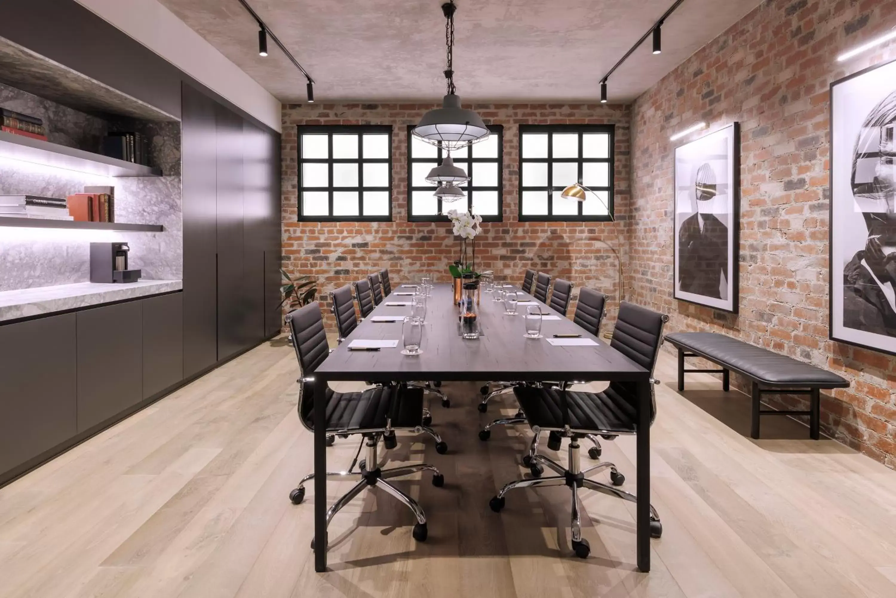 Meeting/conference room in Veriu Collingwood