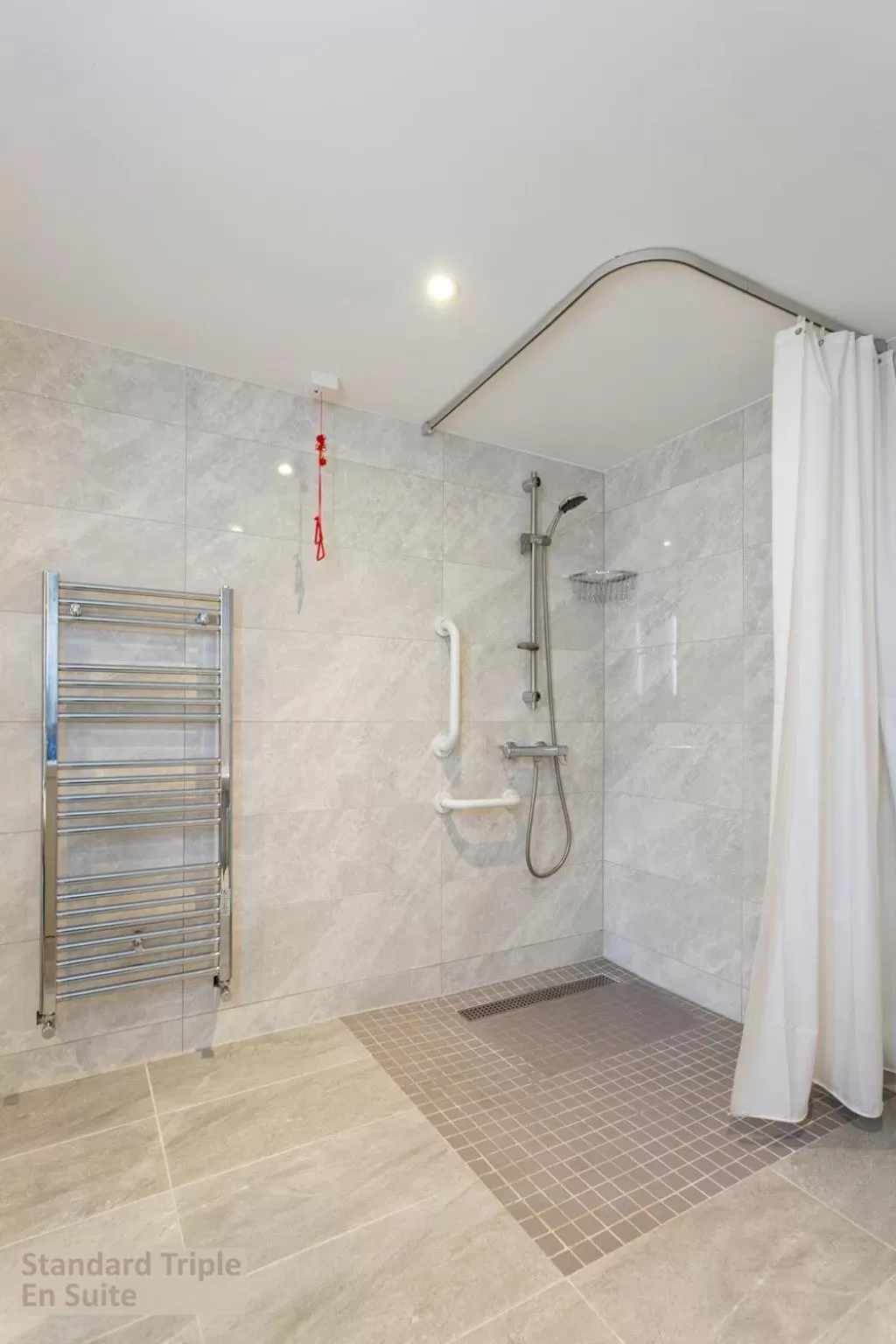 Shower in Gardiner Lodge