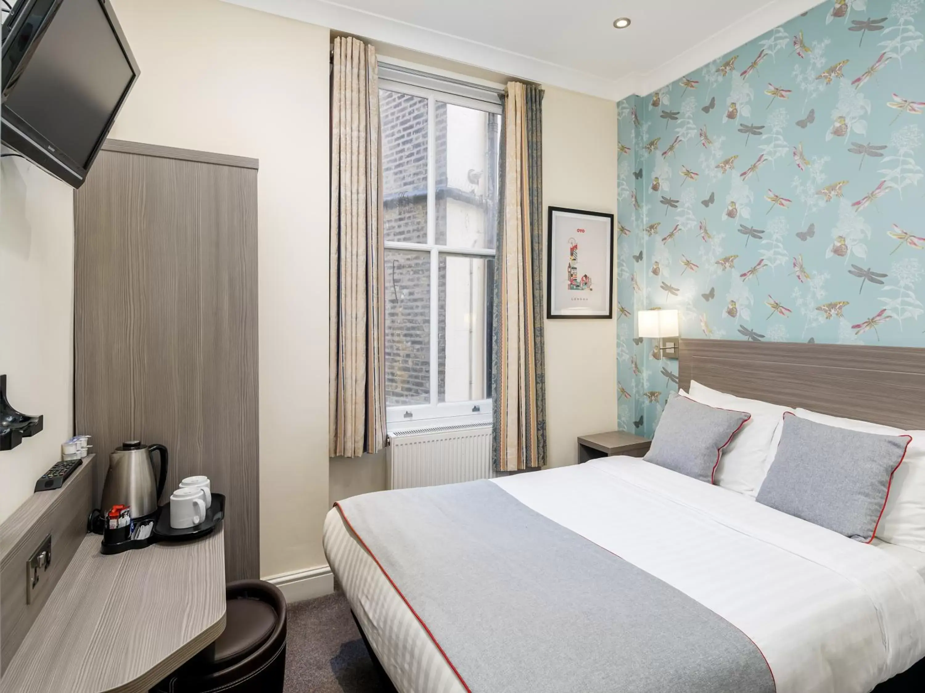 Bedroom, Bed in OYO Bakers Hotel London Victoria