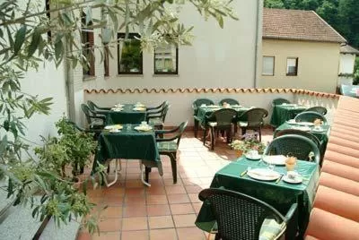 Restaurant/places to eat in Hotel Haus Schons