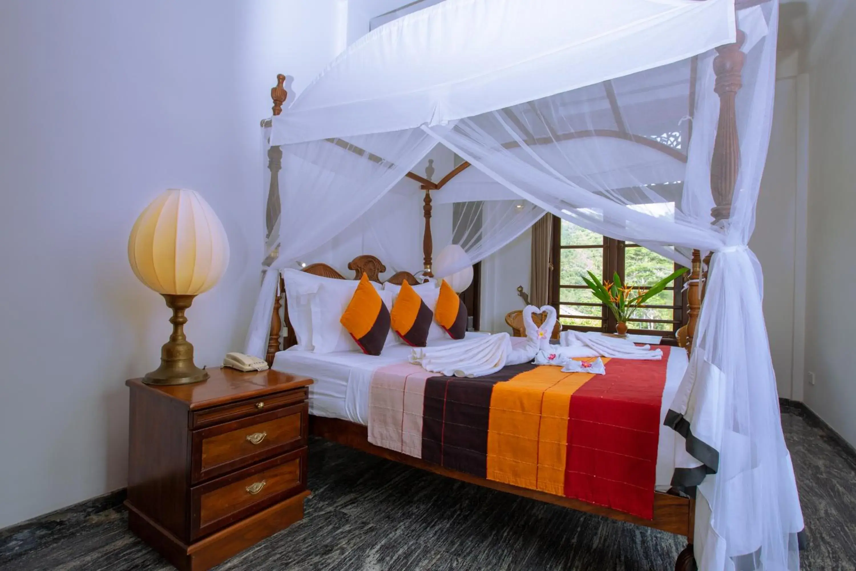 Photo of the whole room, Bed in Niyagama House