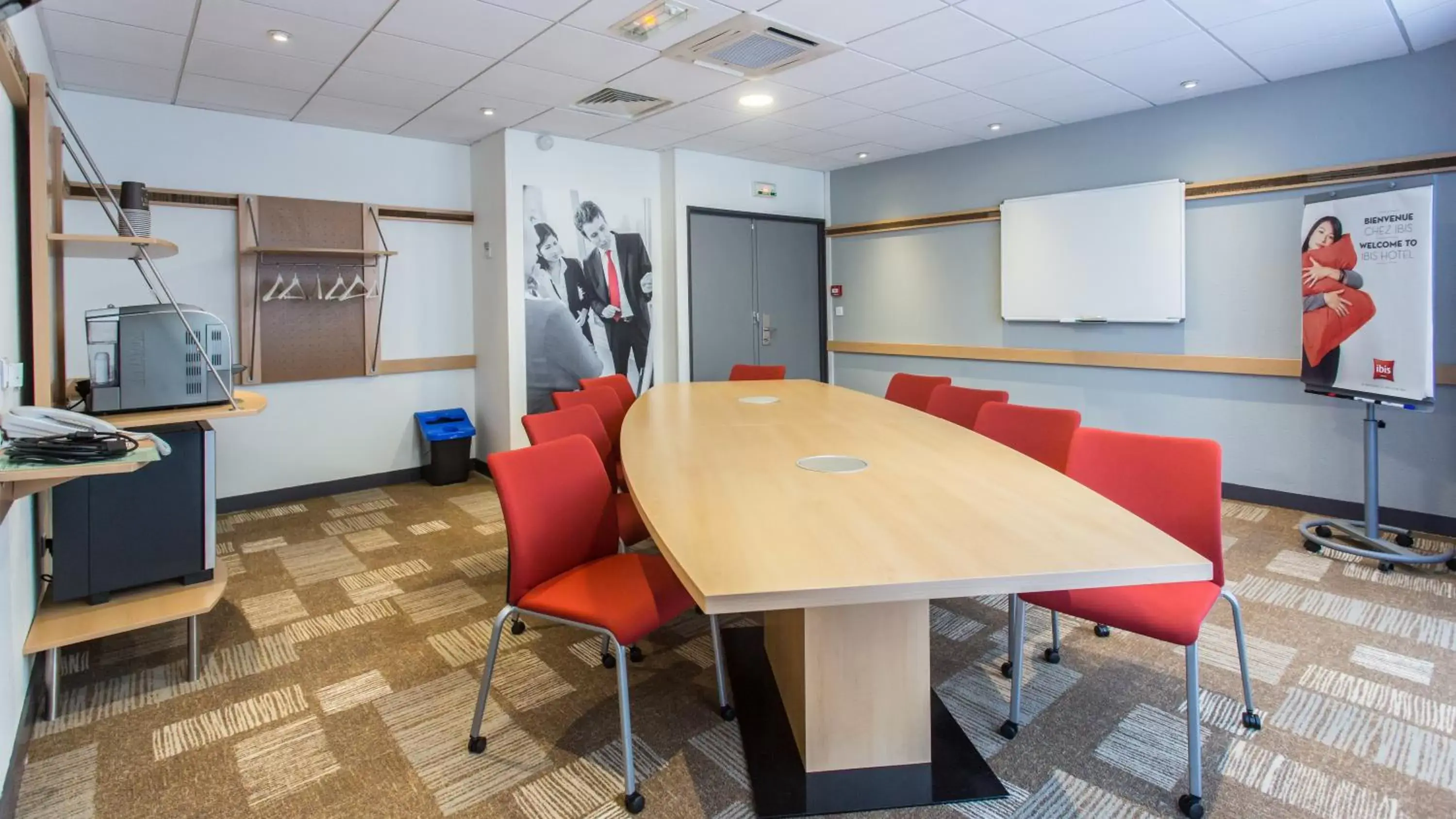 Meeting/conference room in ibis Bourges Centre