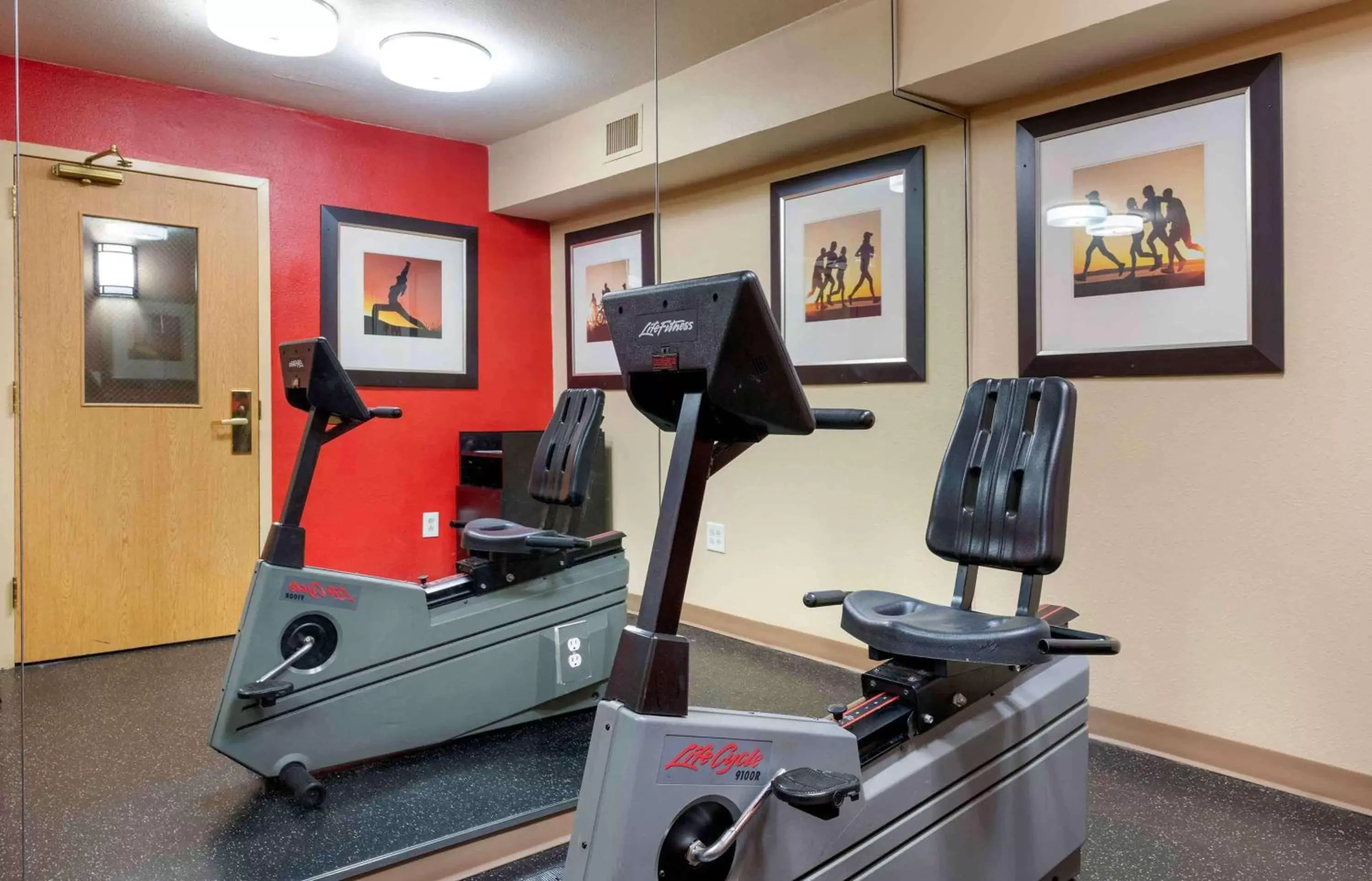 Fitness centre/facilities, Fitness Center/Facilities in Extended Stay America Suites - Orlando - Convention Center - Universal Blvd
