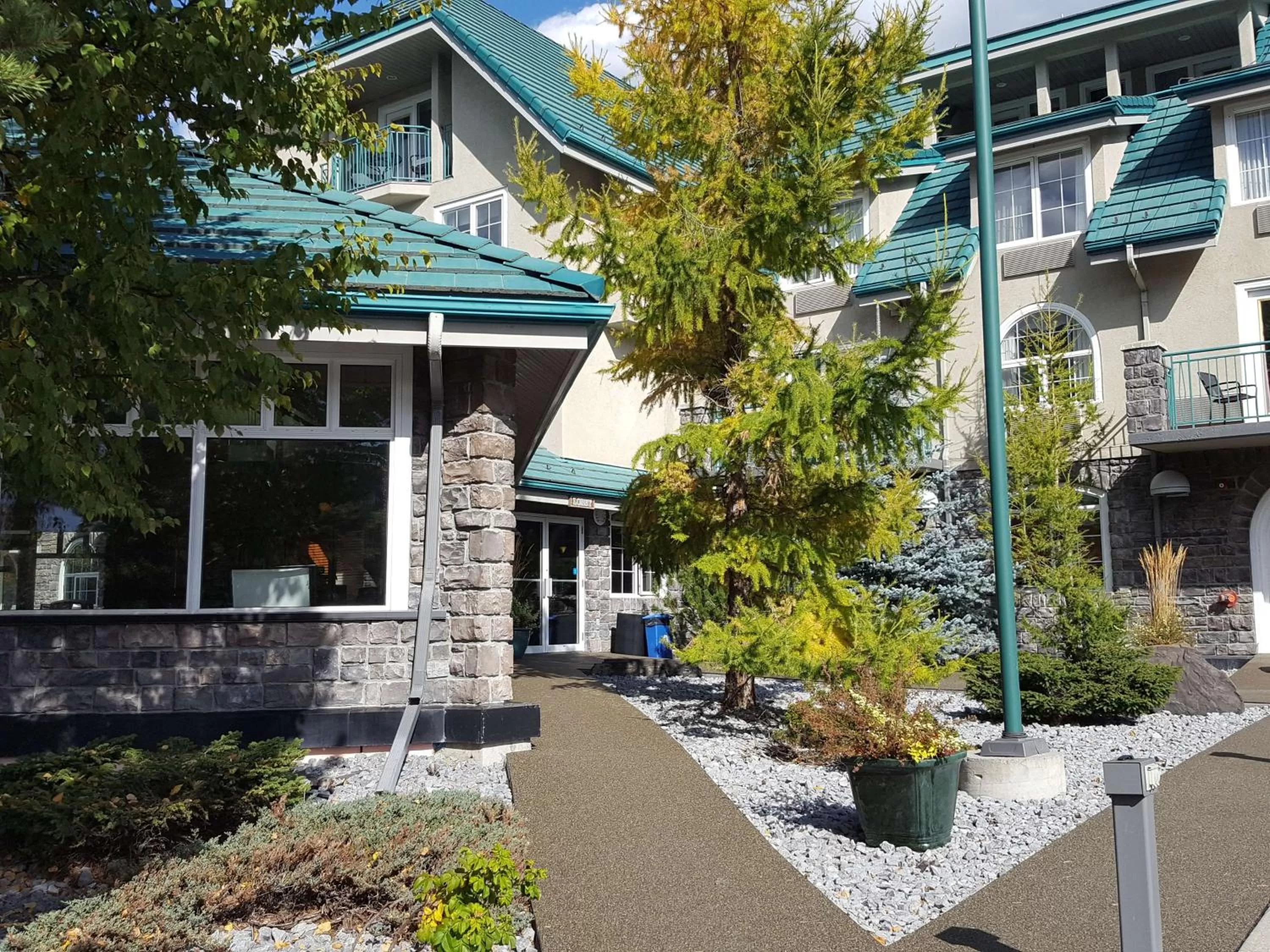 Property building in Pocaterra Inn & Waterslide