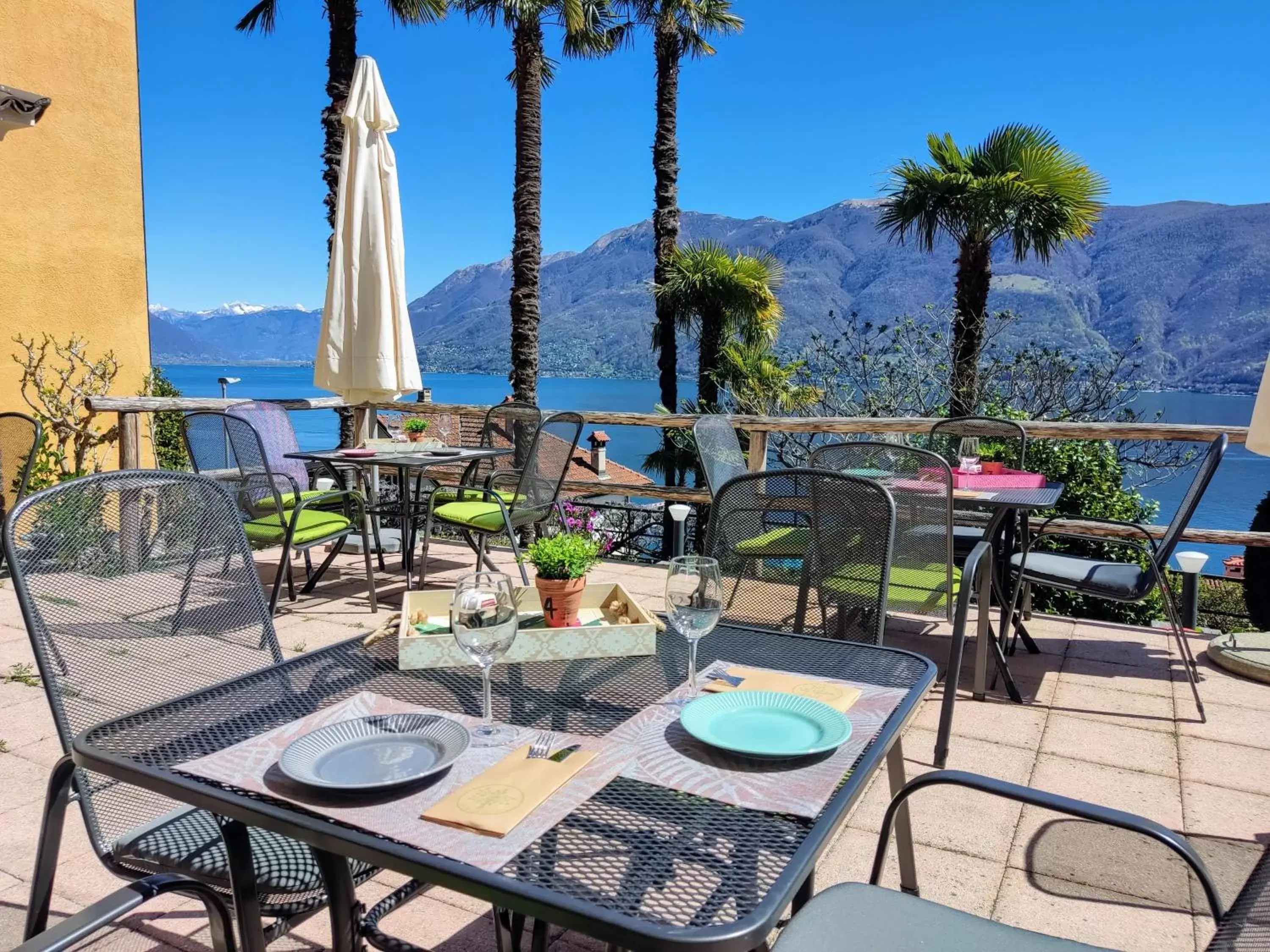 Balcony/Terrace, Restaurant/Places to Eat in Garden Hotel Primavera