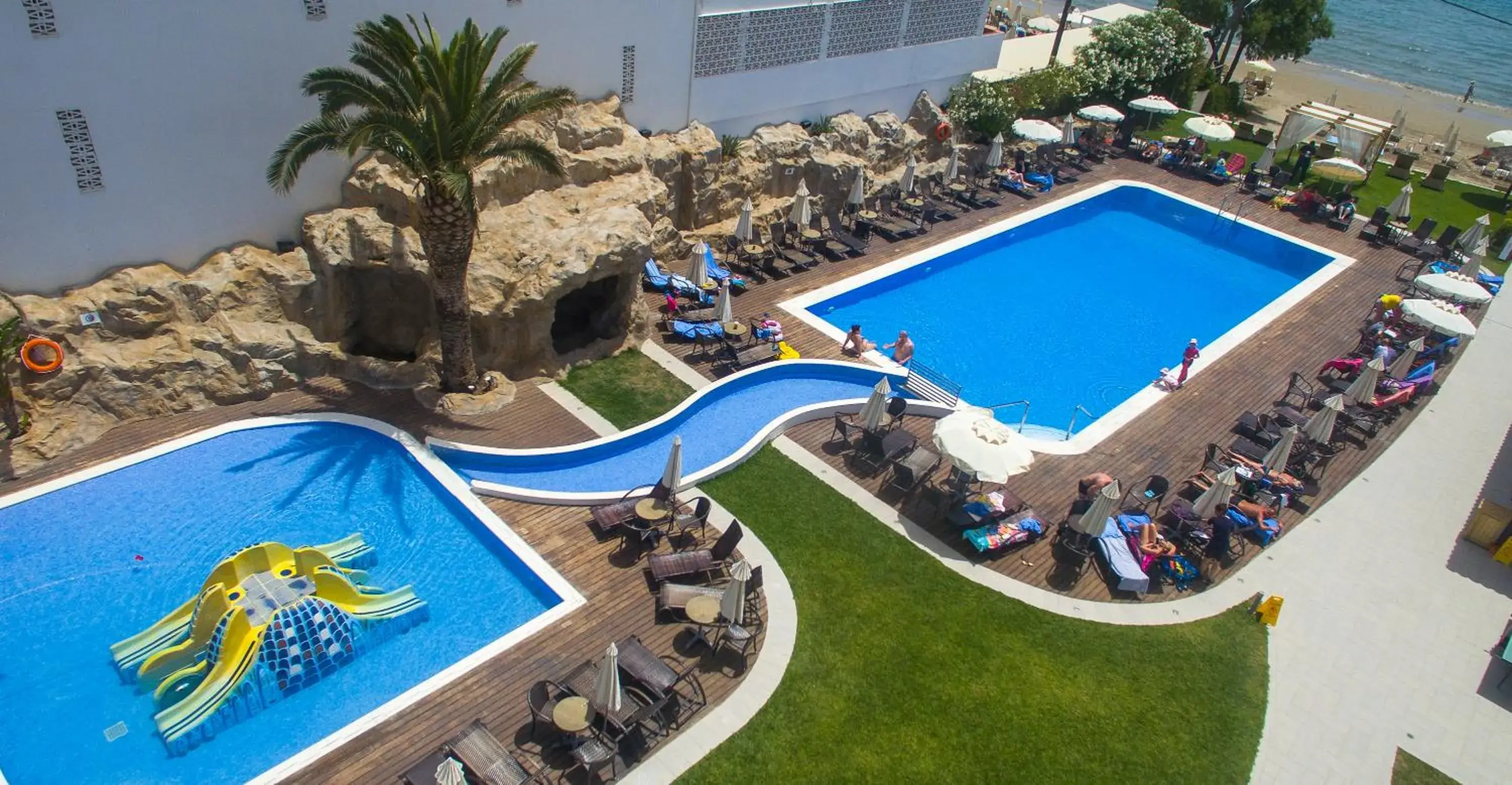 Swimming Pool in Galaxy Beach Resort, BW Premier Collection