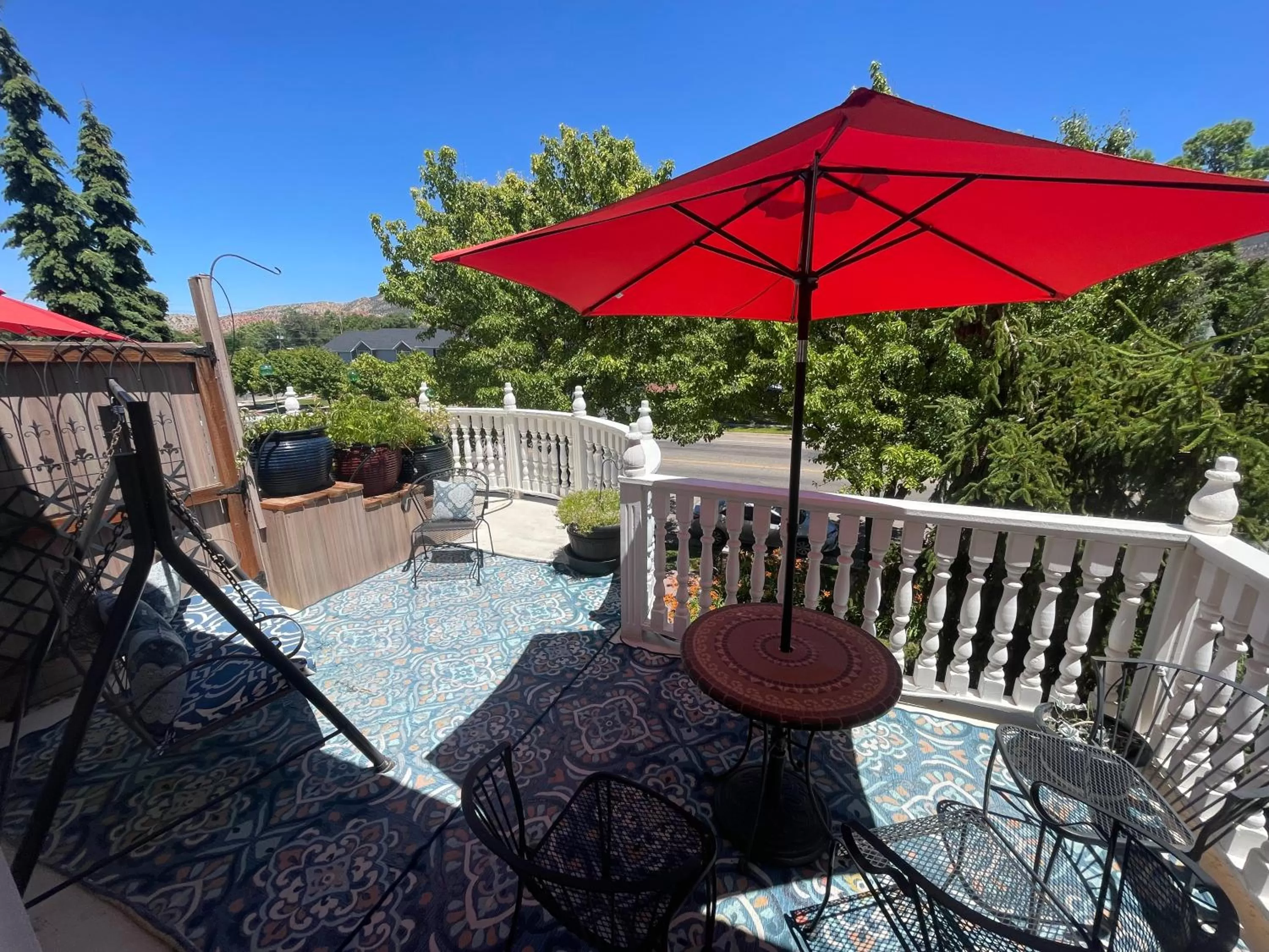 Balcony/Terrace in Big Yellow Inn