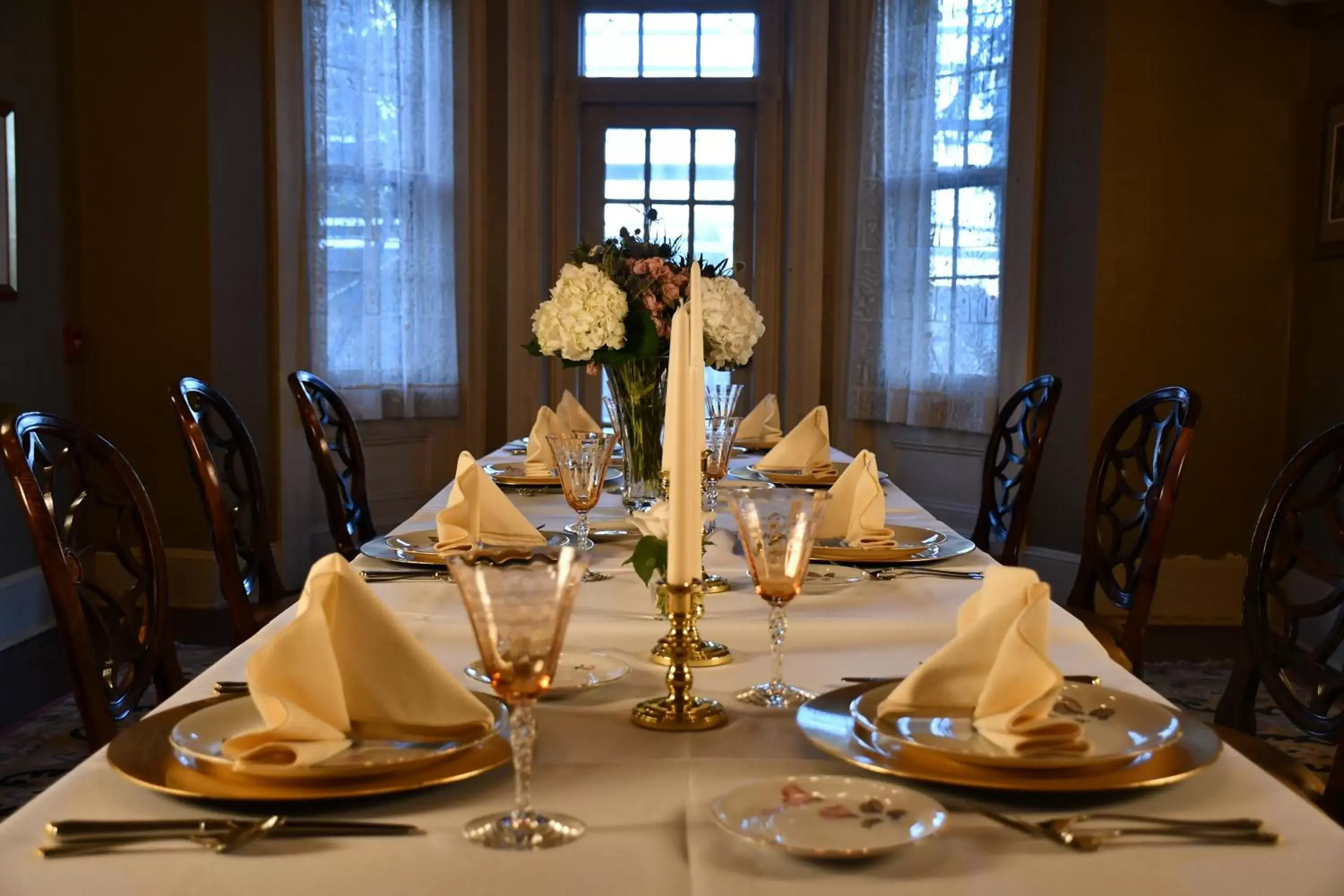 Banquet/Function facilities, Restaurant/Places to Eat in The Sayre Mansion