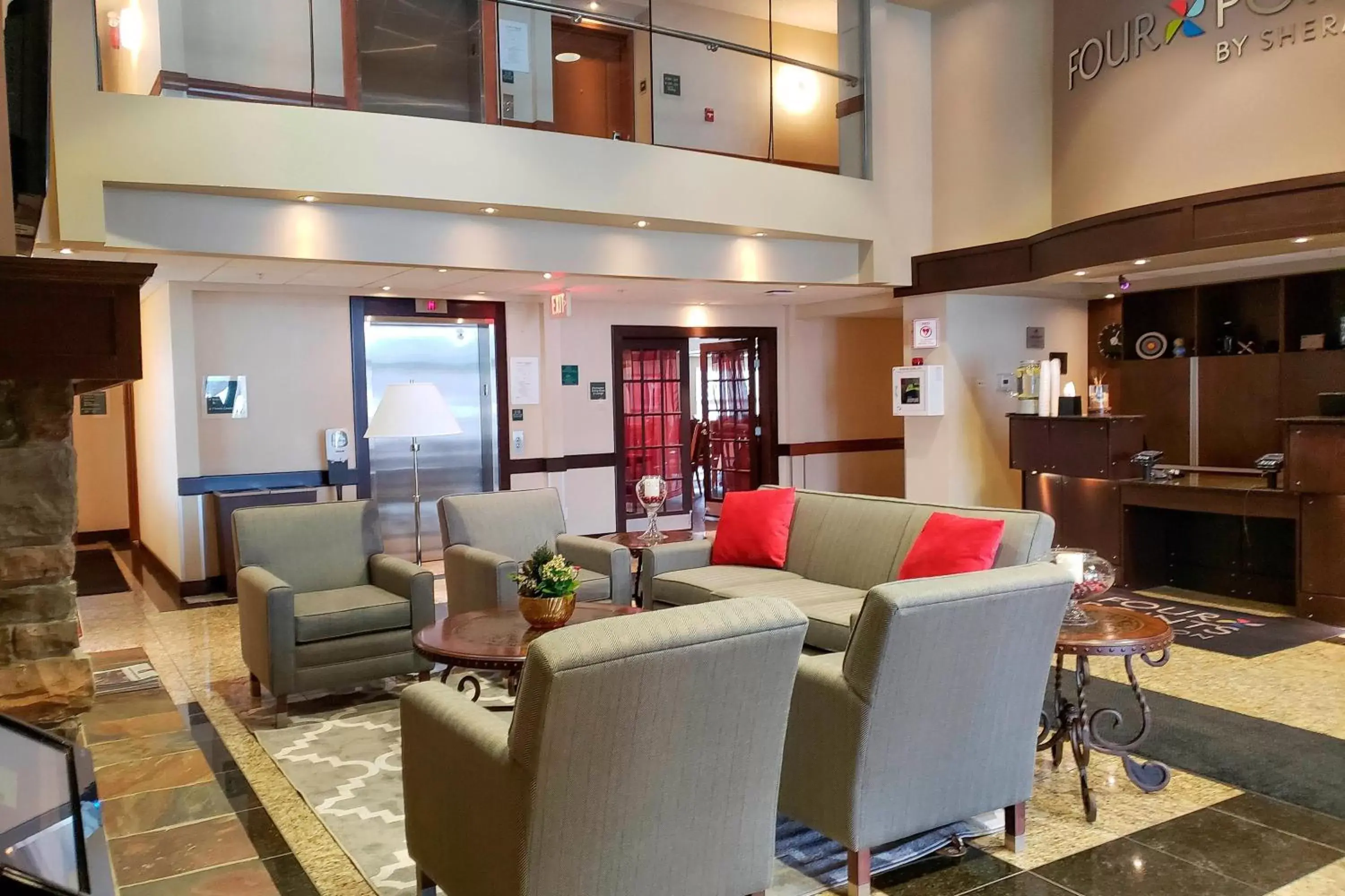 Lobby or reception in Four Points by Sheraton Prince George