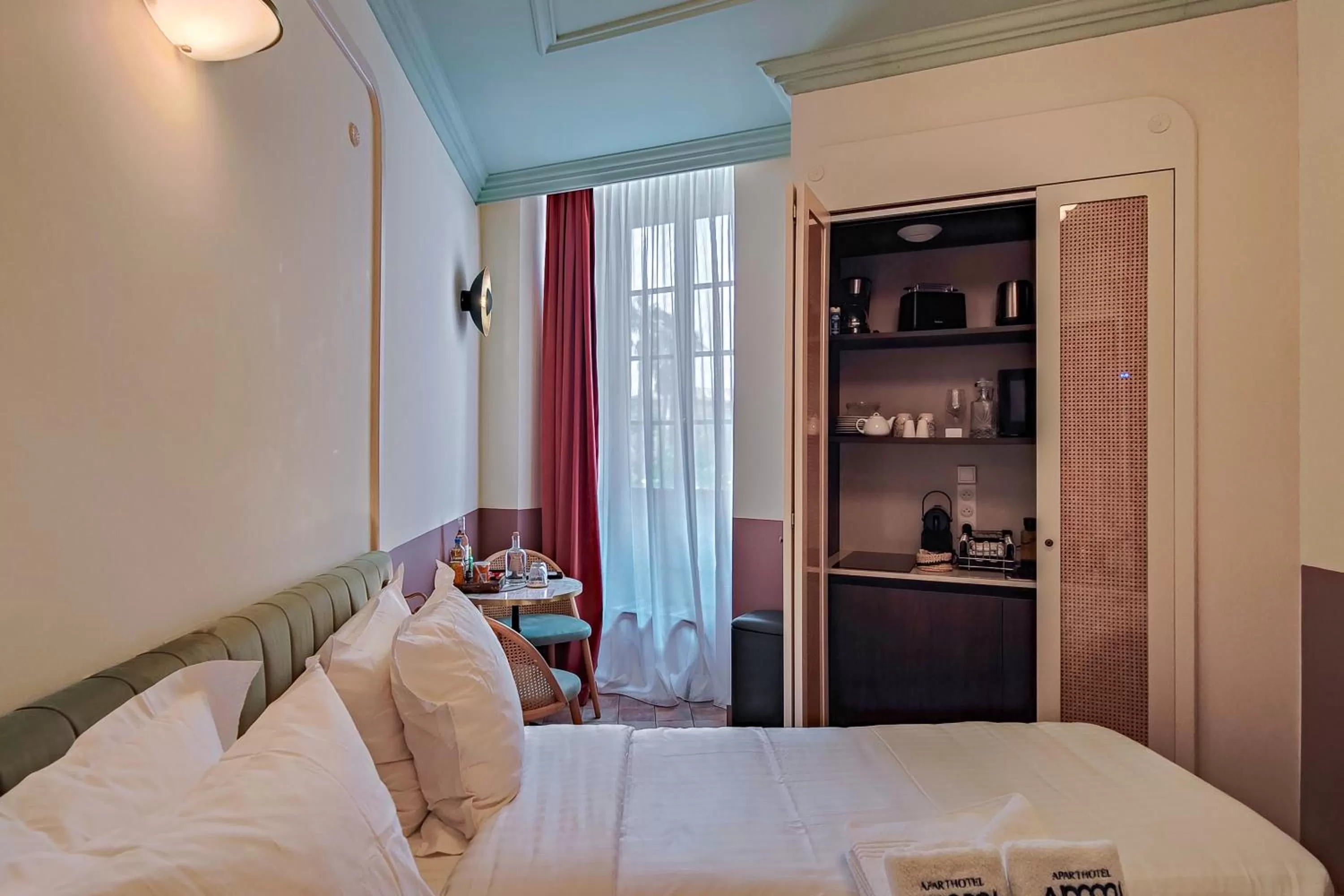 Photo of the whole room, Bed in Hotel Aparthotel AMMI Vieux Nice