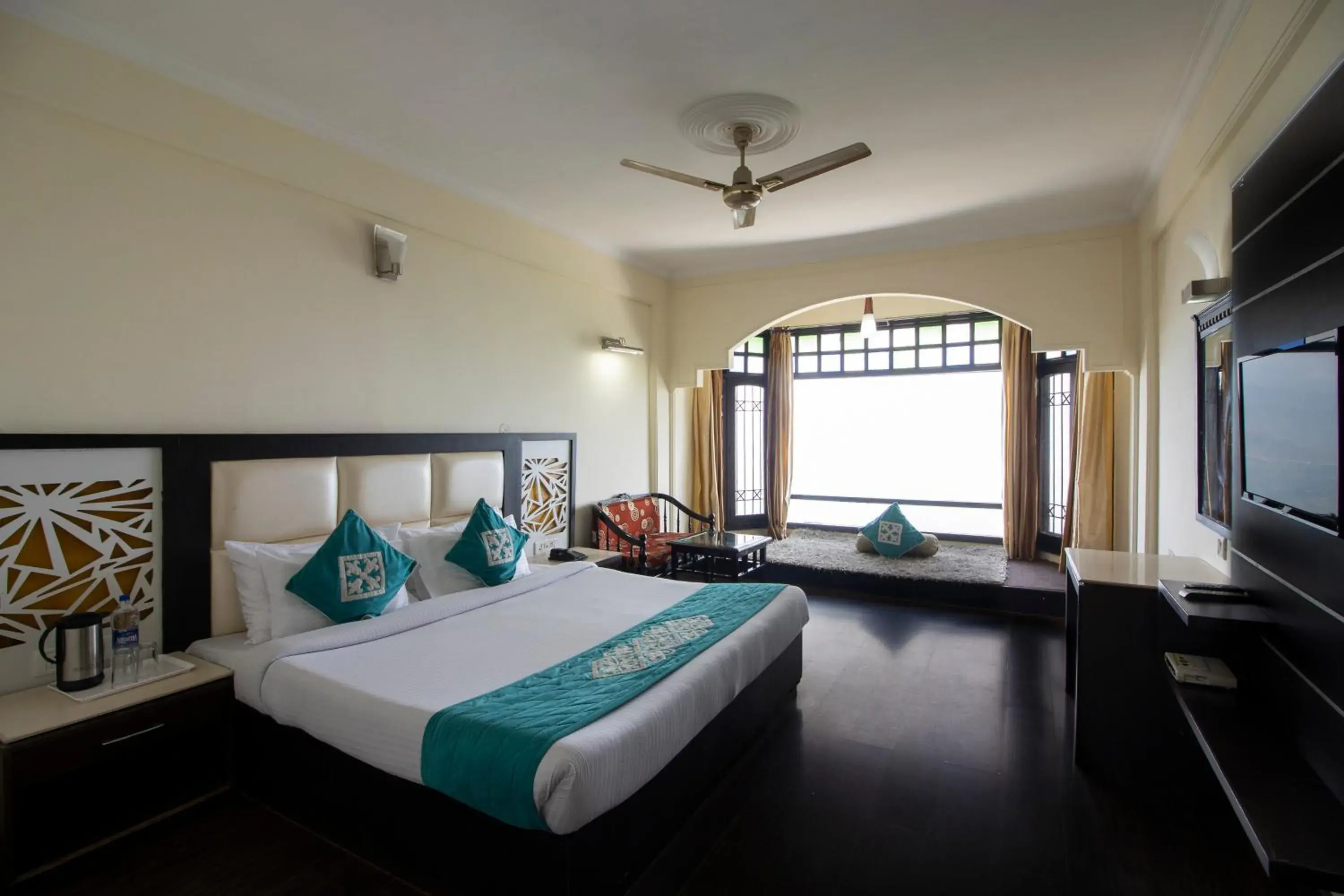 Panoramic Room (Valley View and Centralized Air Conditioned) in Snow Valley Resorts Dalhousie Panoramic Room (Valley View and Centralized Air Conditioned) in Snow Valley Resorts Dalhousie