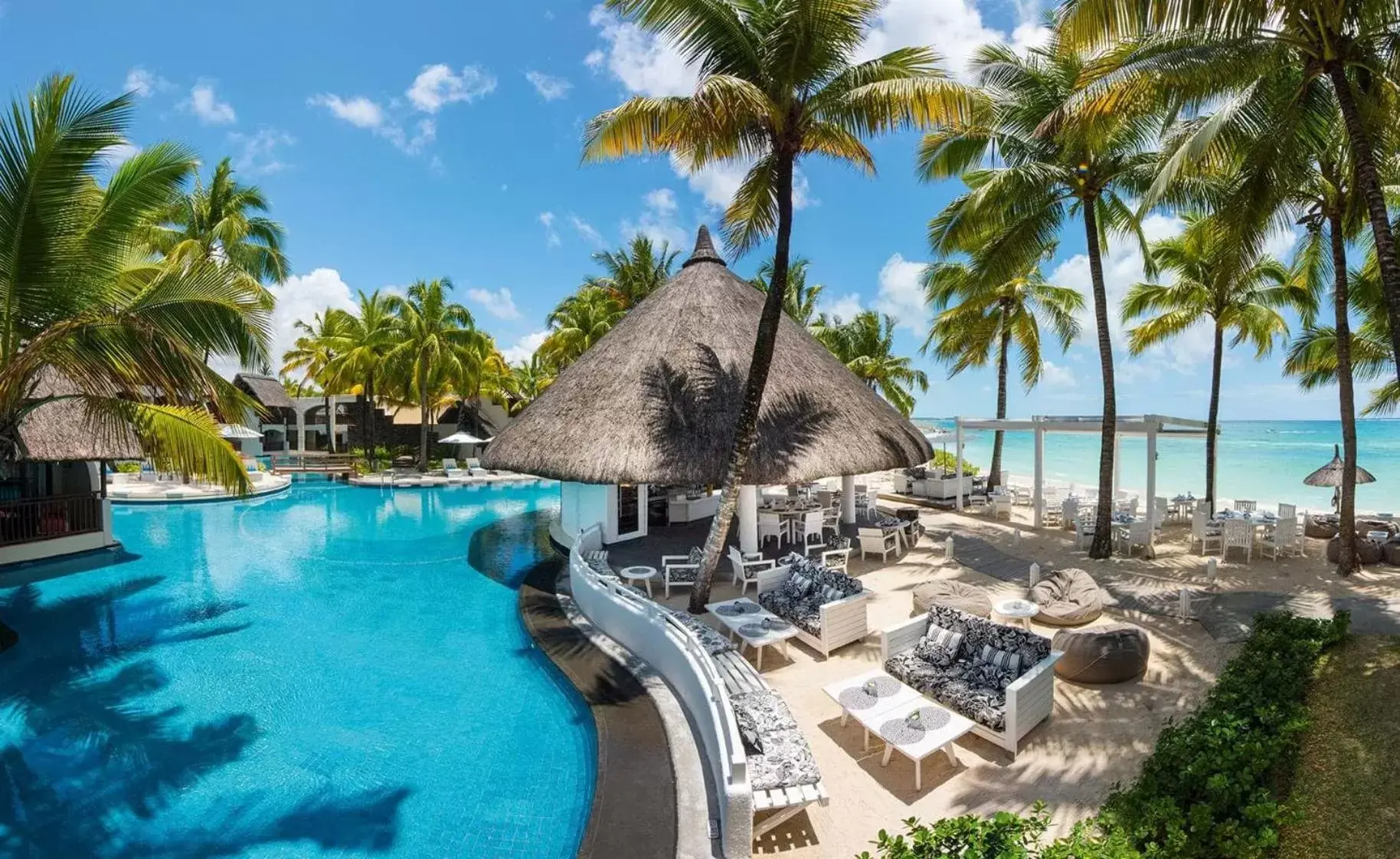 Restaurant/places to eat, Pool View in Constance Belle Mare Plage