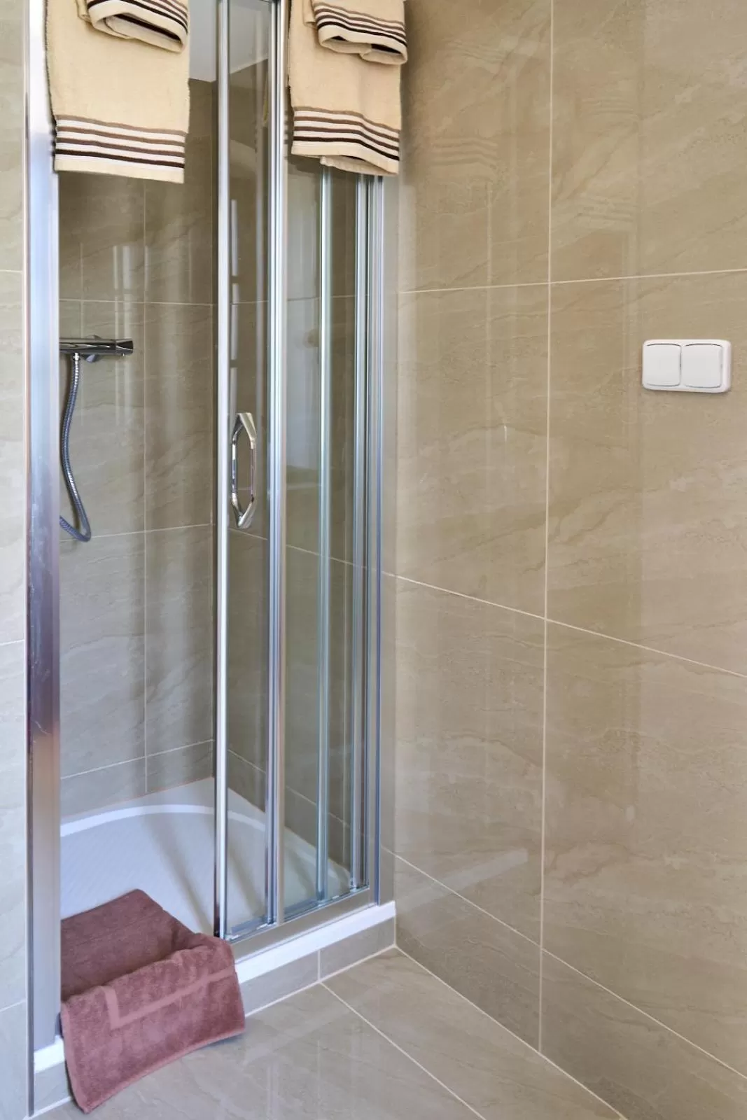 Bathroom in Vila Lovců králových