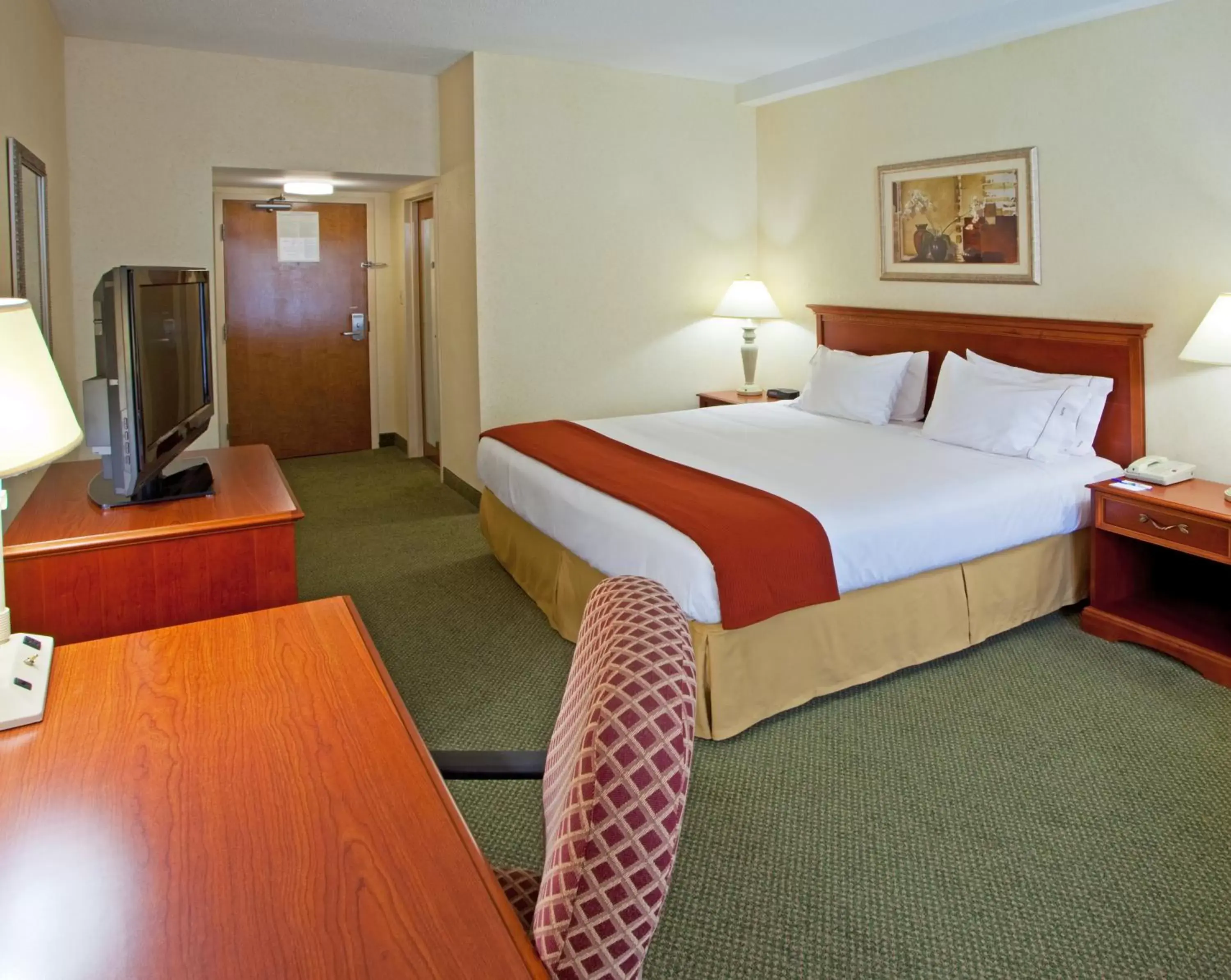 Photo of the whole room, Bed in Holiday Inn Express Richmond-Mechanicsville, an IHG Hotel