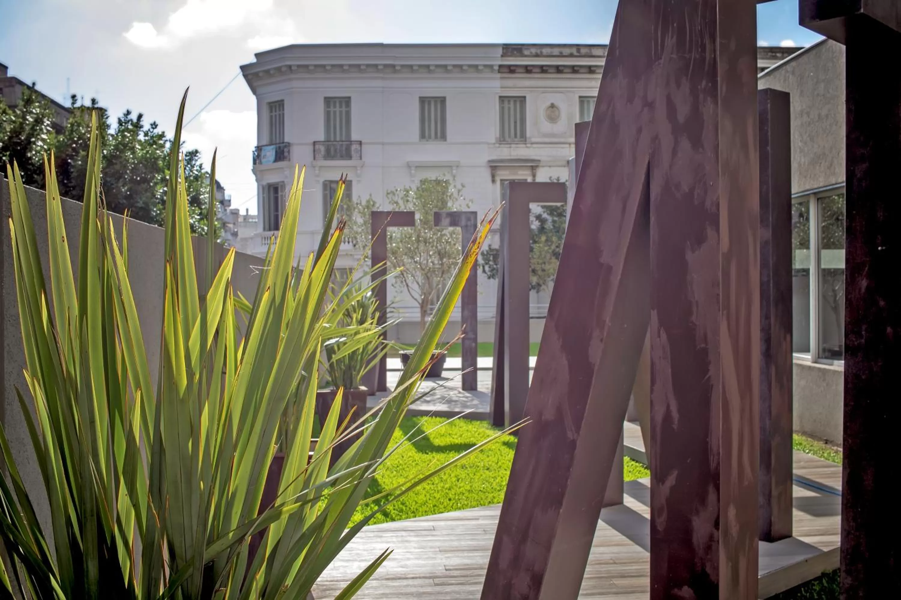 Garden in GrandView Hotel Buenos Aires