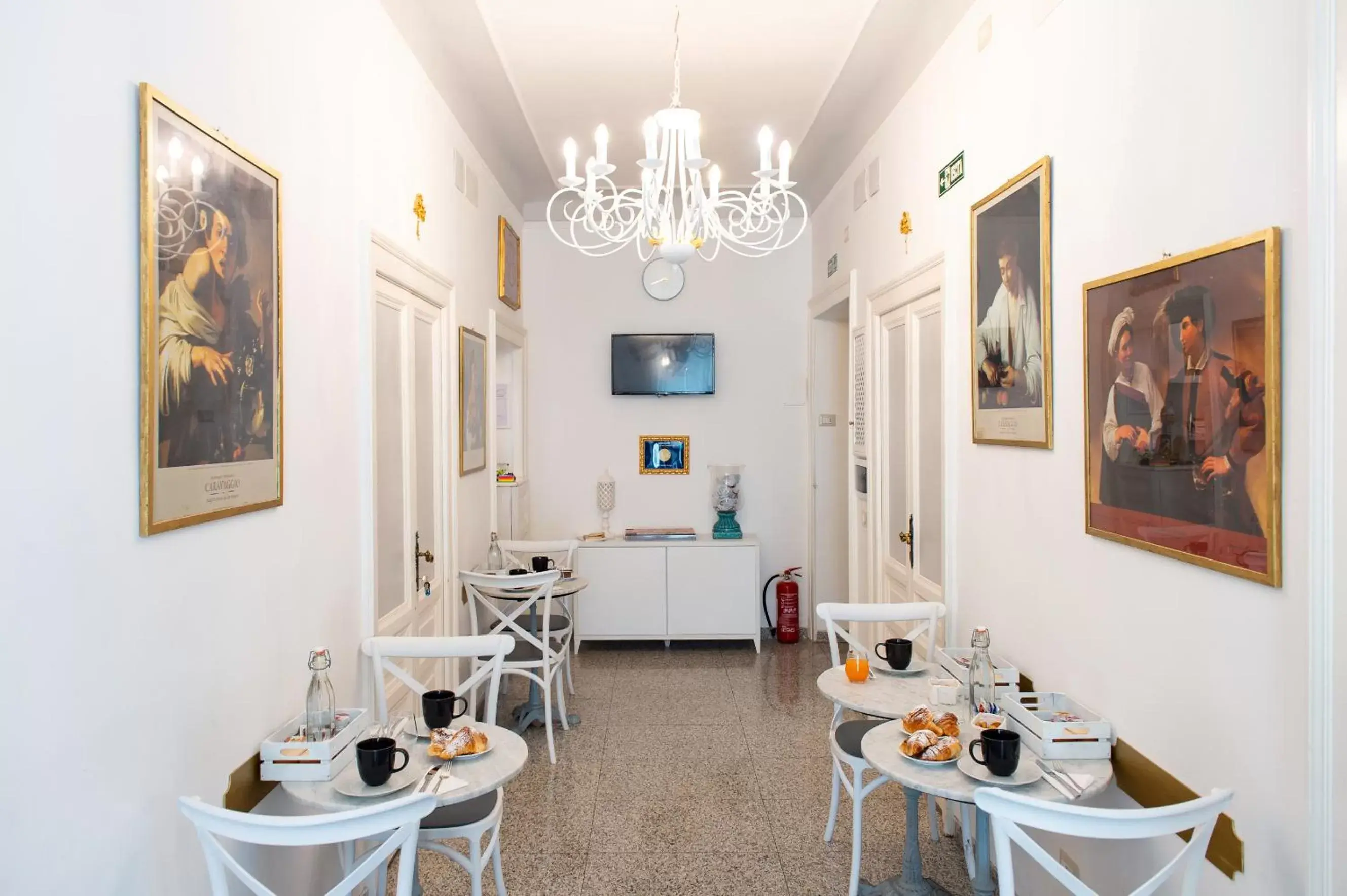 Restaurant/Places to Eat in Art Atelier Borgo