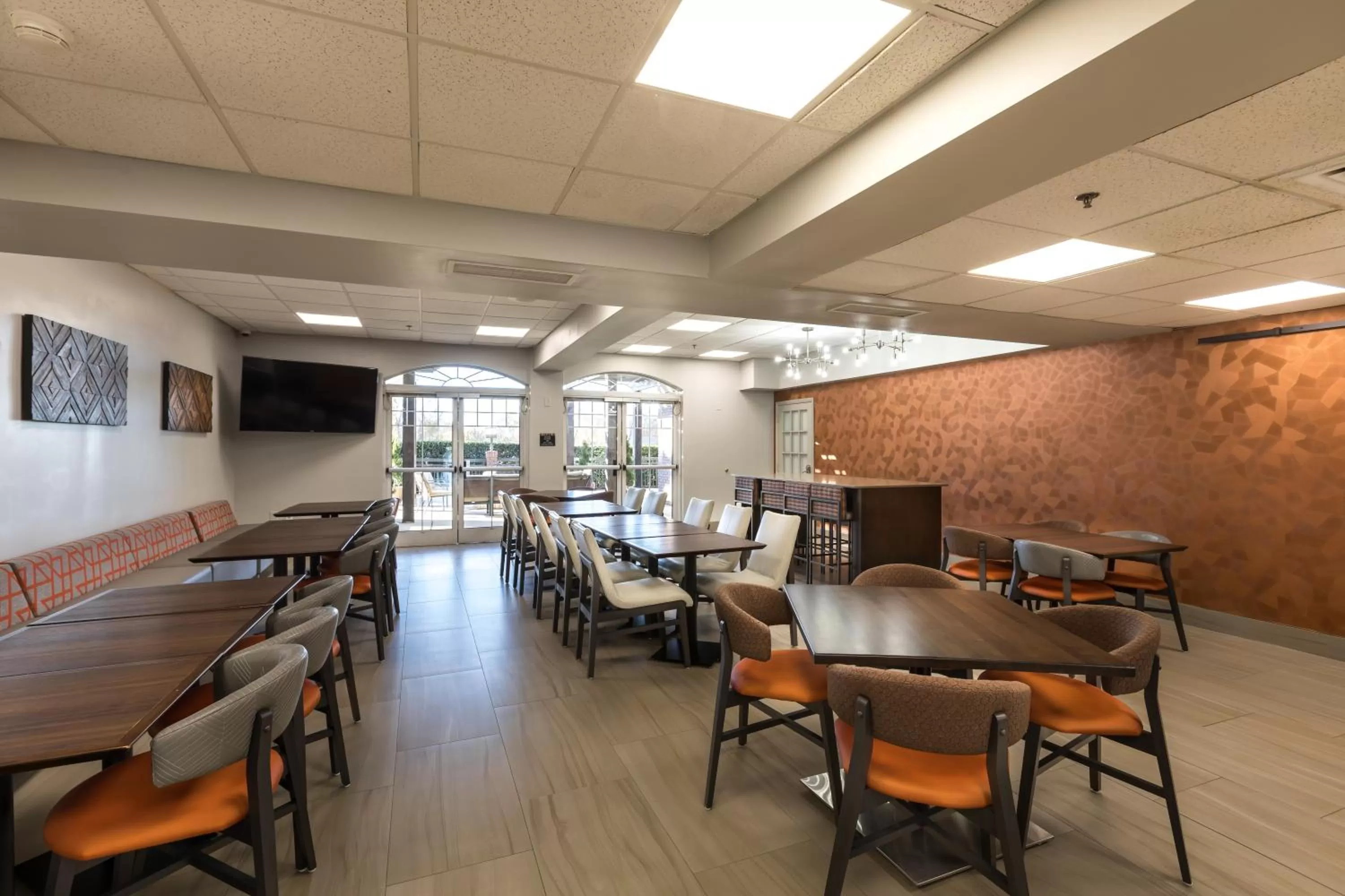 Restaurant/places to eat in Country Inn & Suites by Radisson, Lake Norman Huntersville, NC