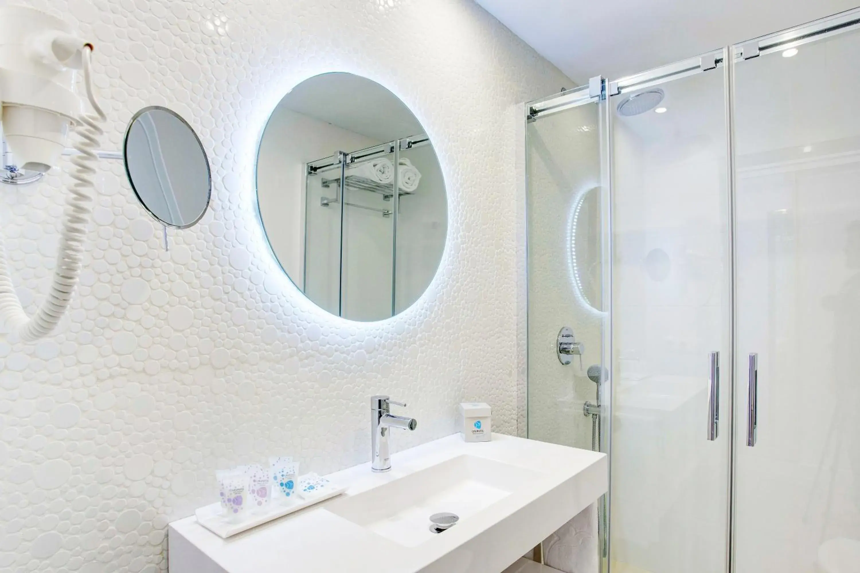 Shower, Bathroom in The Sea Hotel by Grupotel - Adults Only