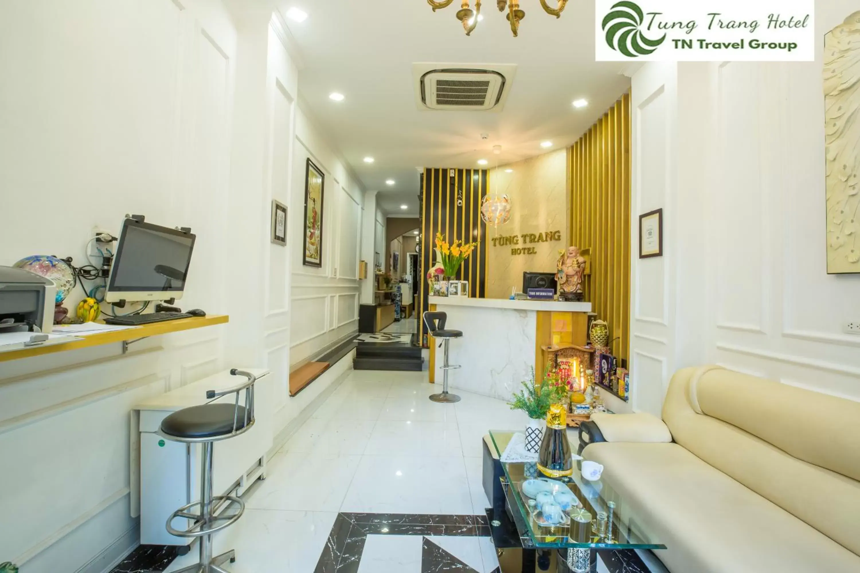 Lobby or reception, Seating Area in Tung Trang Hotel