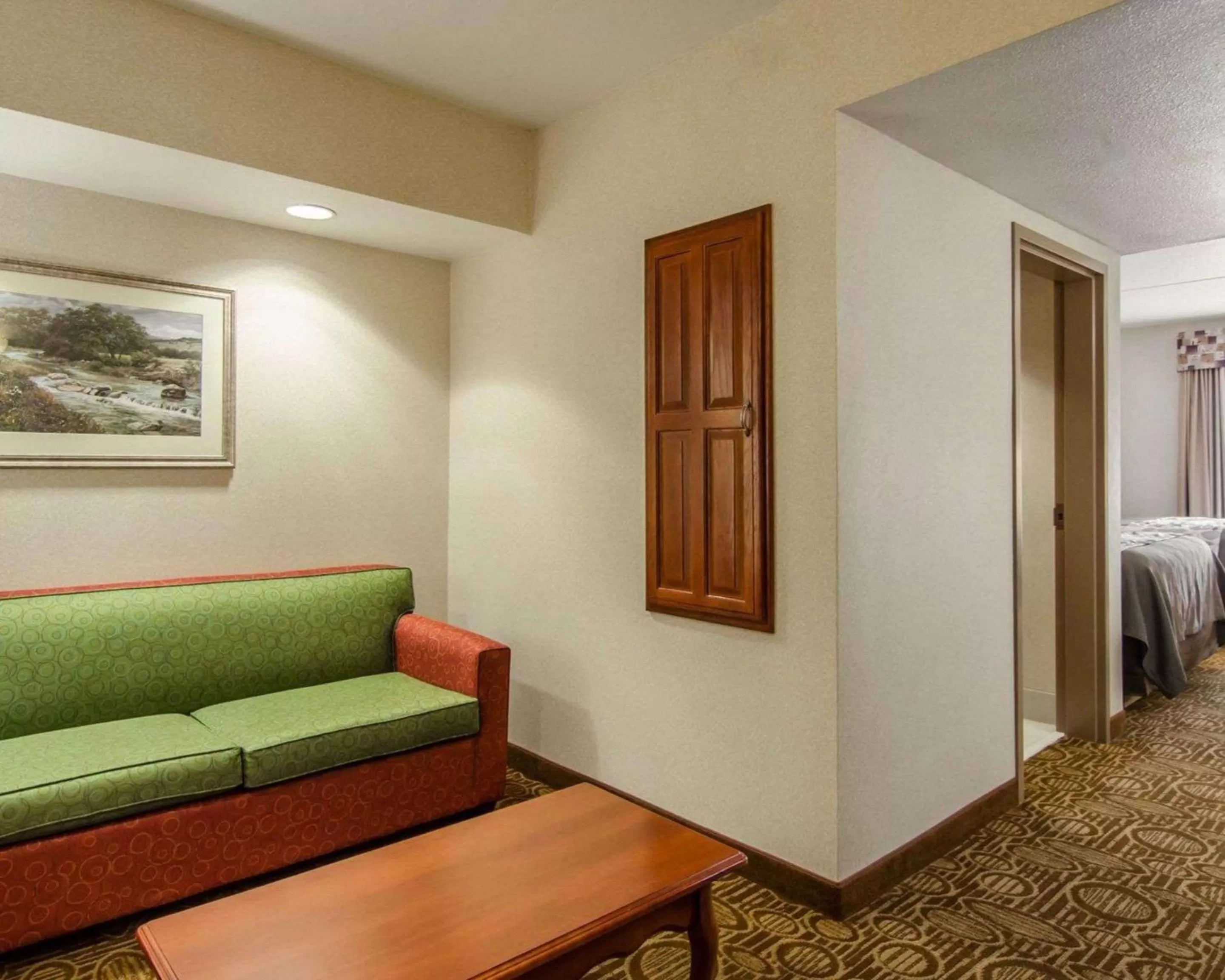 Photo of the whole room, Bed in Sleep Inn & Suites Springdale West