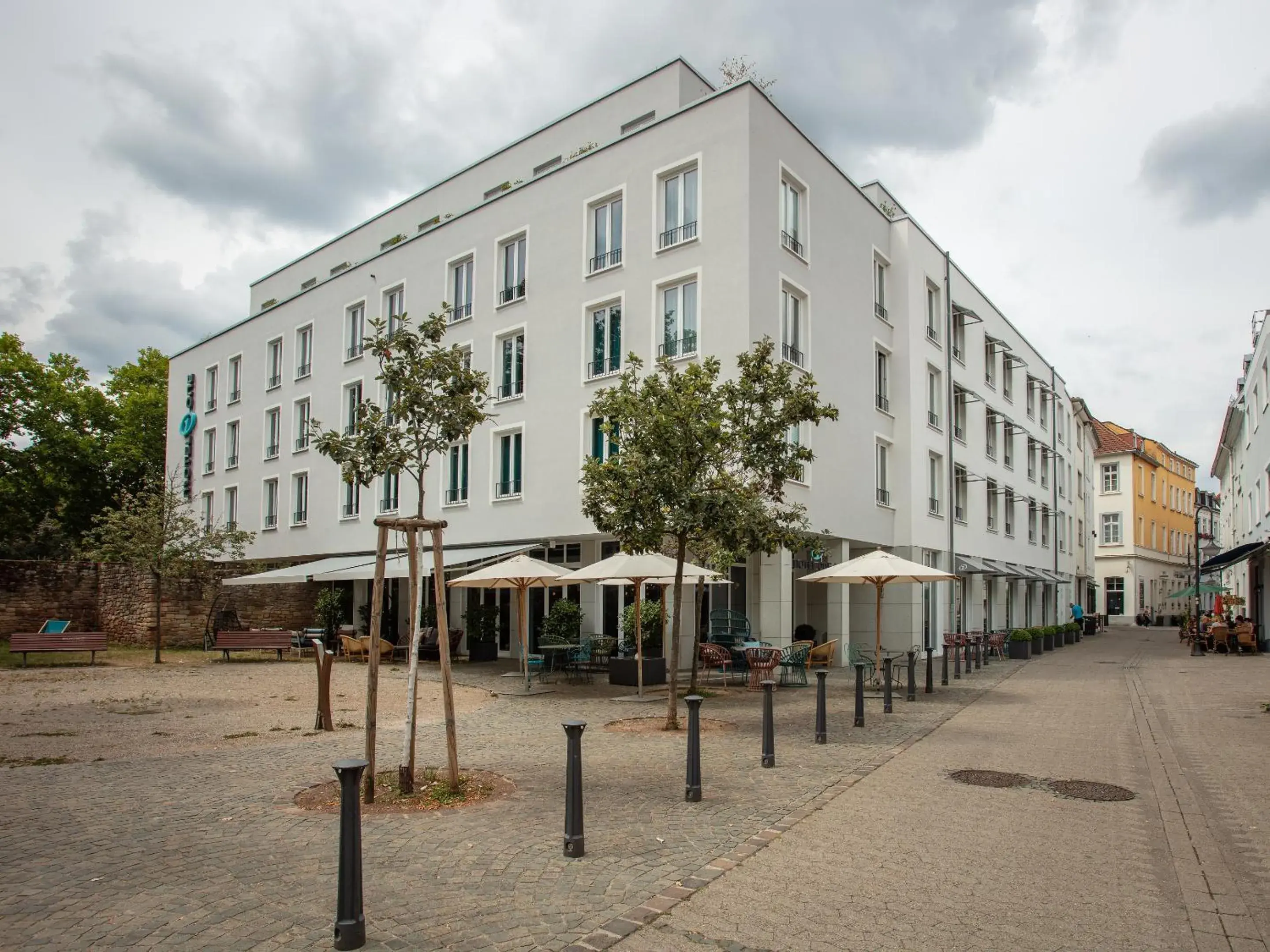 Property building in Motel One Saarbrücken