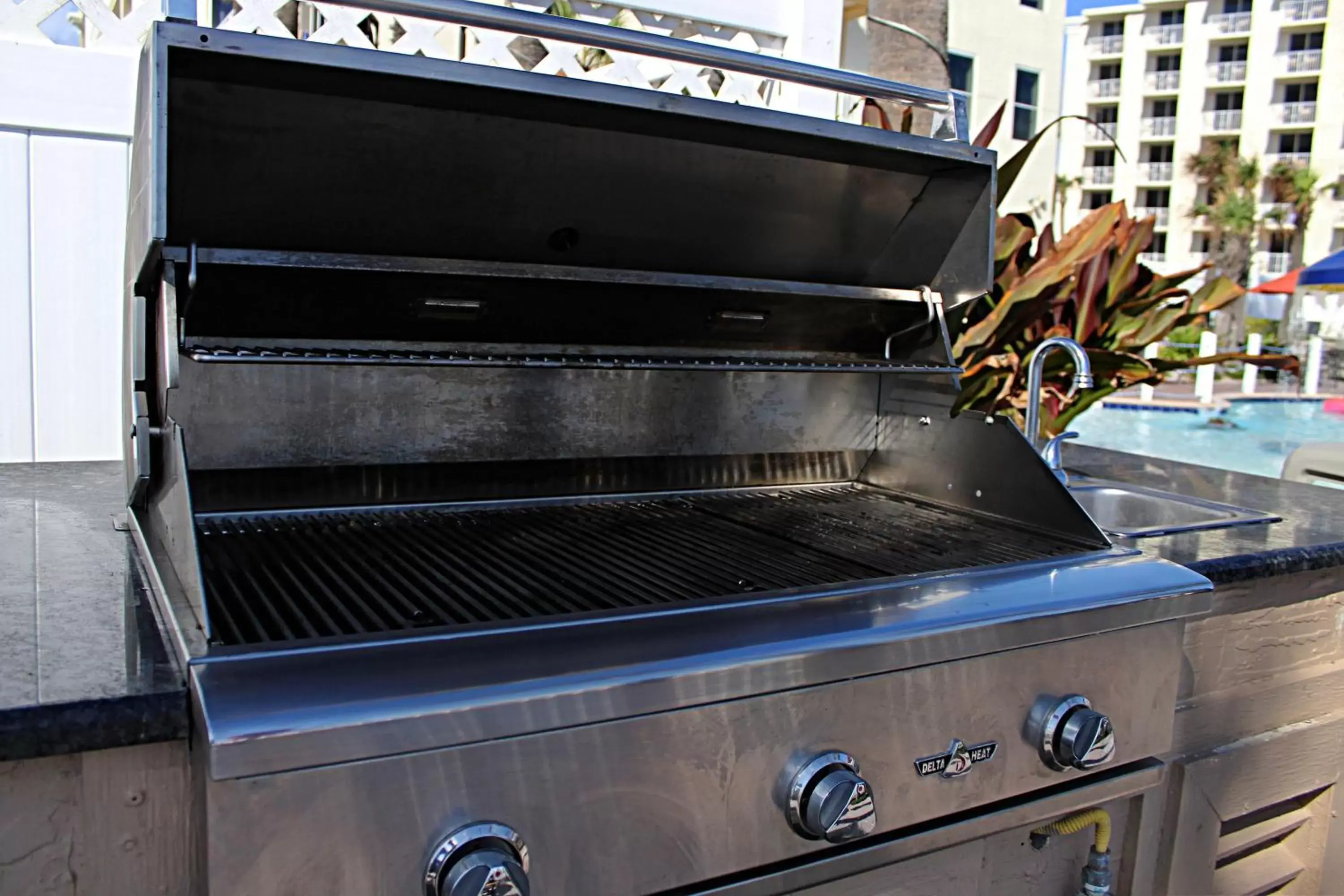 BBQ Facilities in The Cove On Ormond Beach