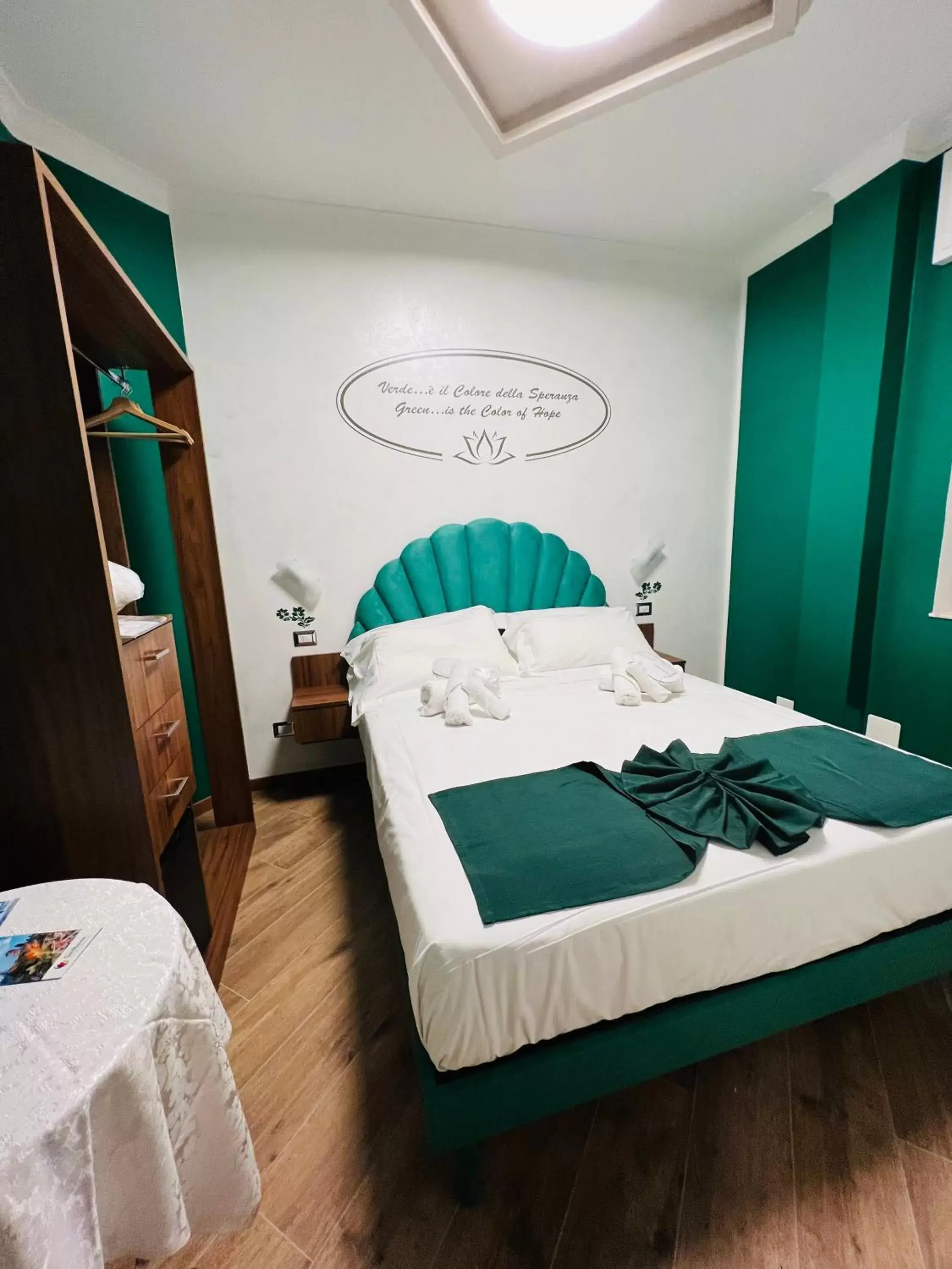 Standard Double Room in Rainbow Hotel Depandance Joli Standard Double Room in Rainbow Hotel Depandance Joli