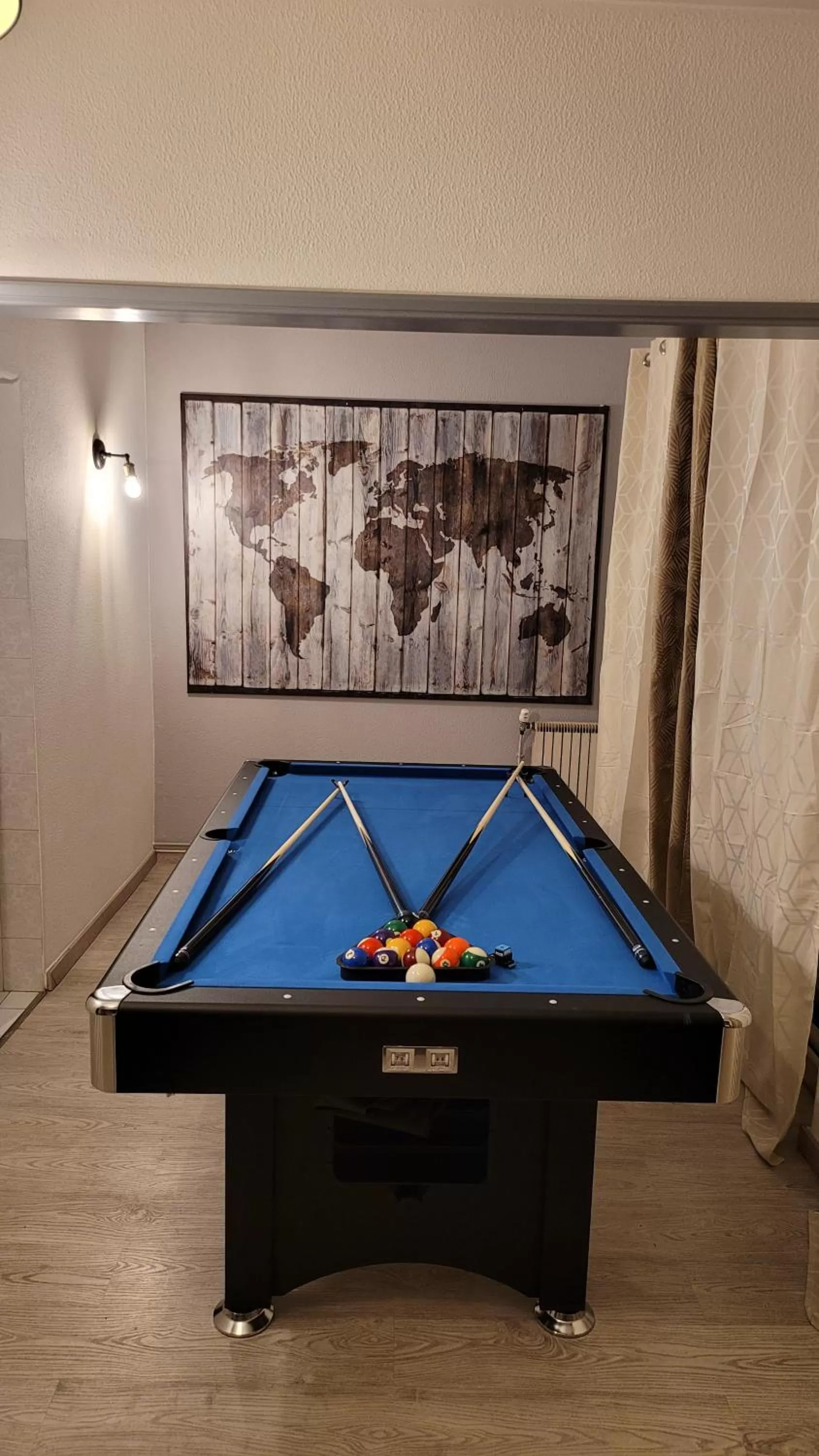 Billiard, Billiards in Residencia Paris