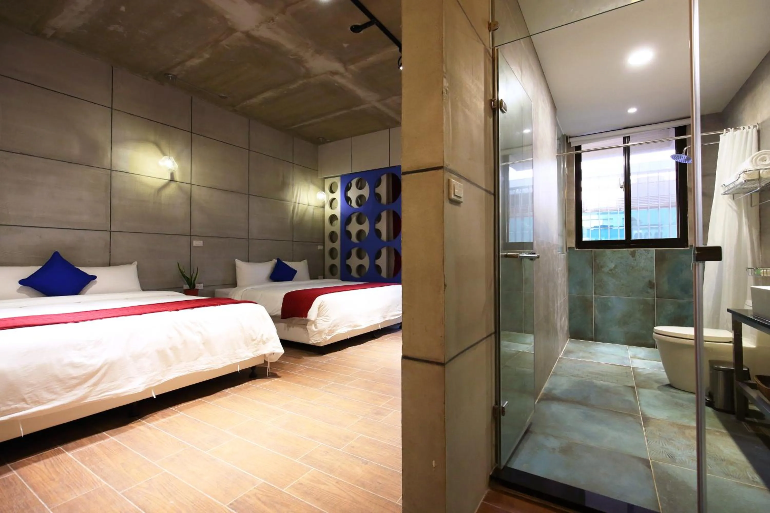 指南針民宿2178 & 工殿民宿2182