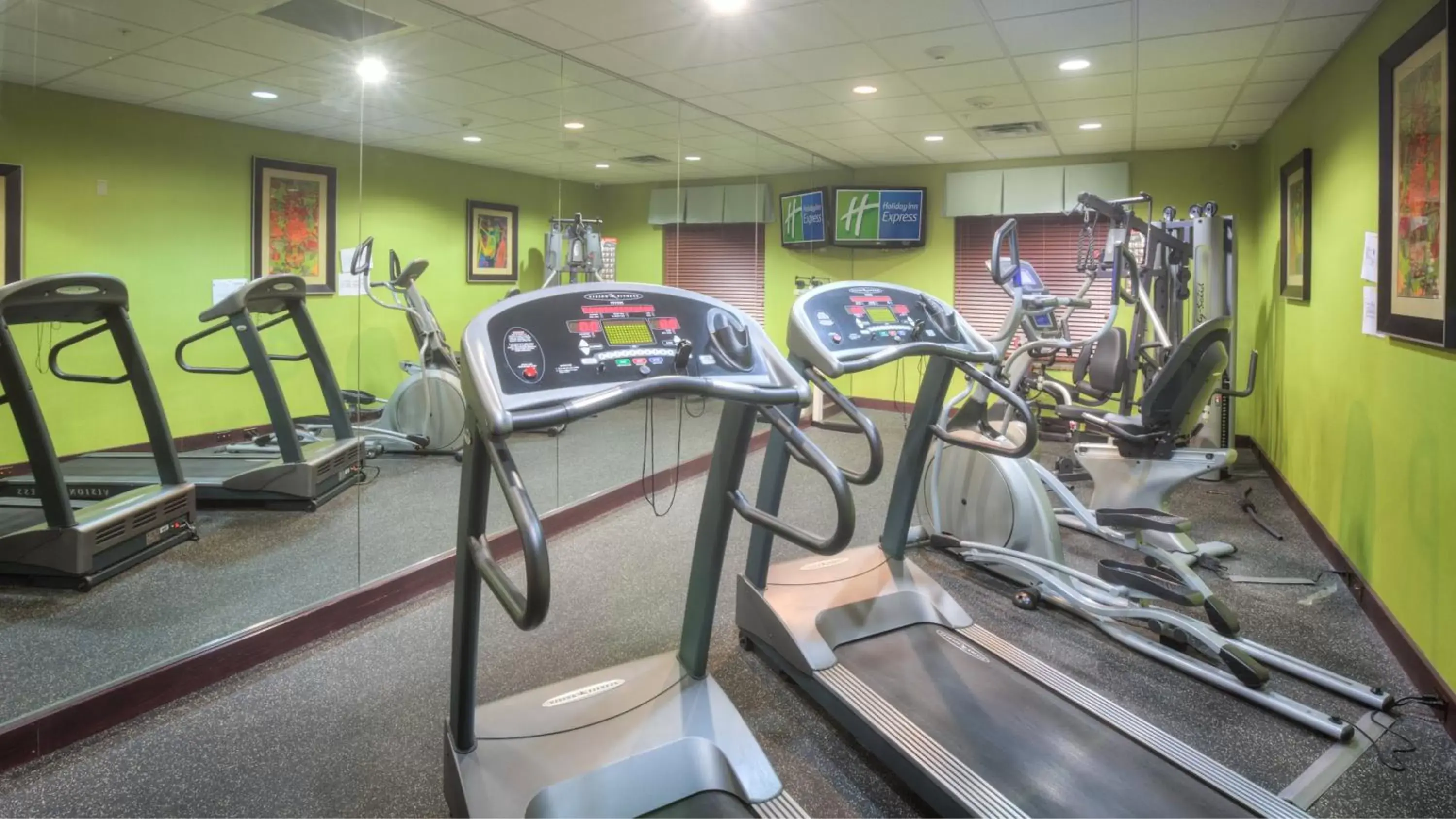 Fitness centre/facilities, Fitness Center/Facilities in Holiday Inn Express Hotel and Suites Elk City, an IHG Hotel