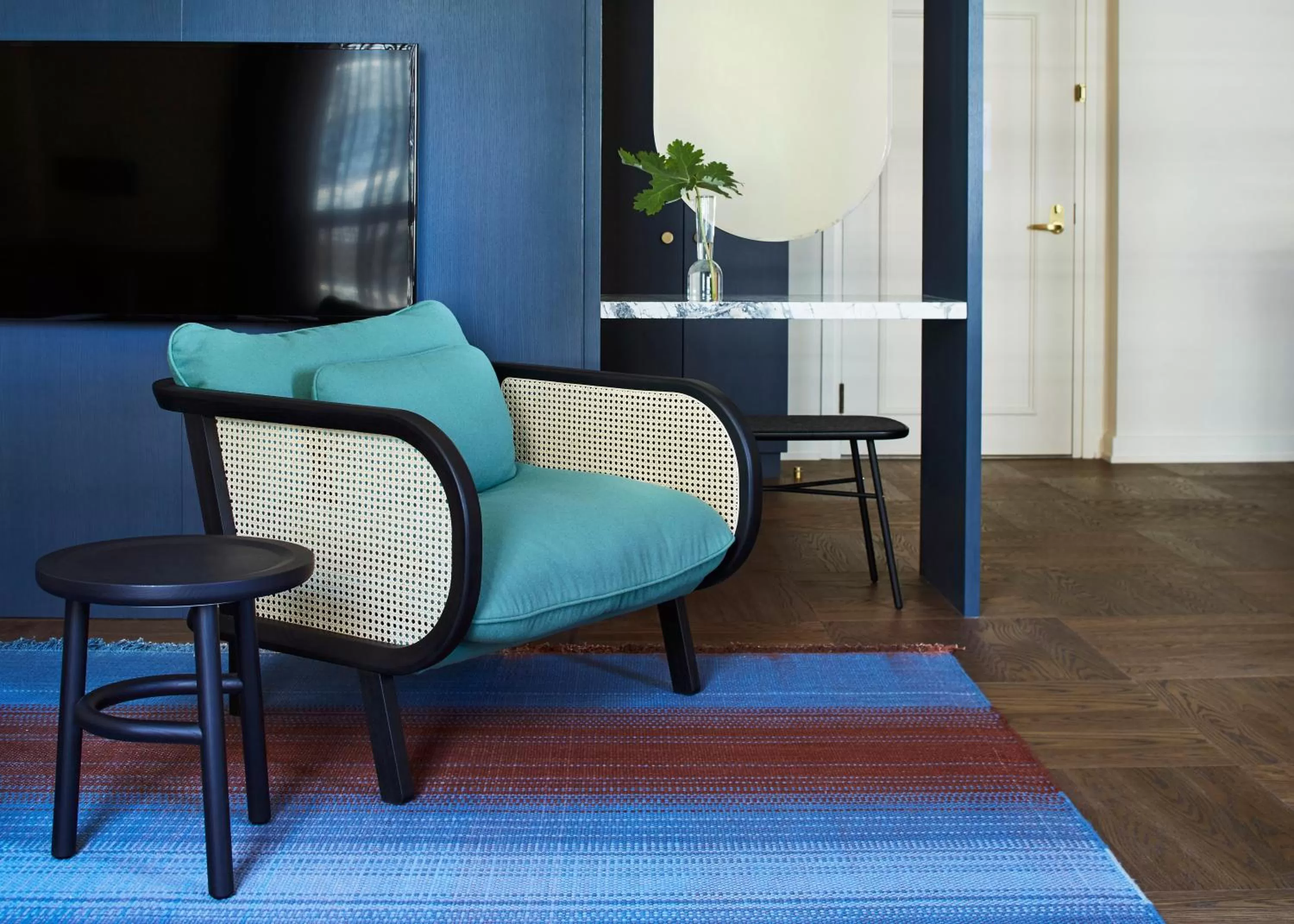 Photo of the whole room in Kimpton Saint George Hotel by IHG