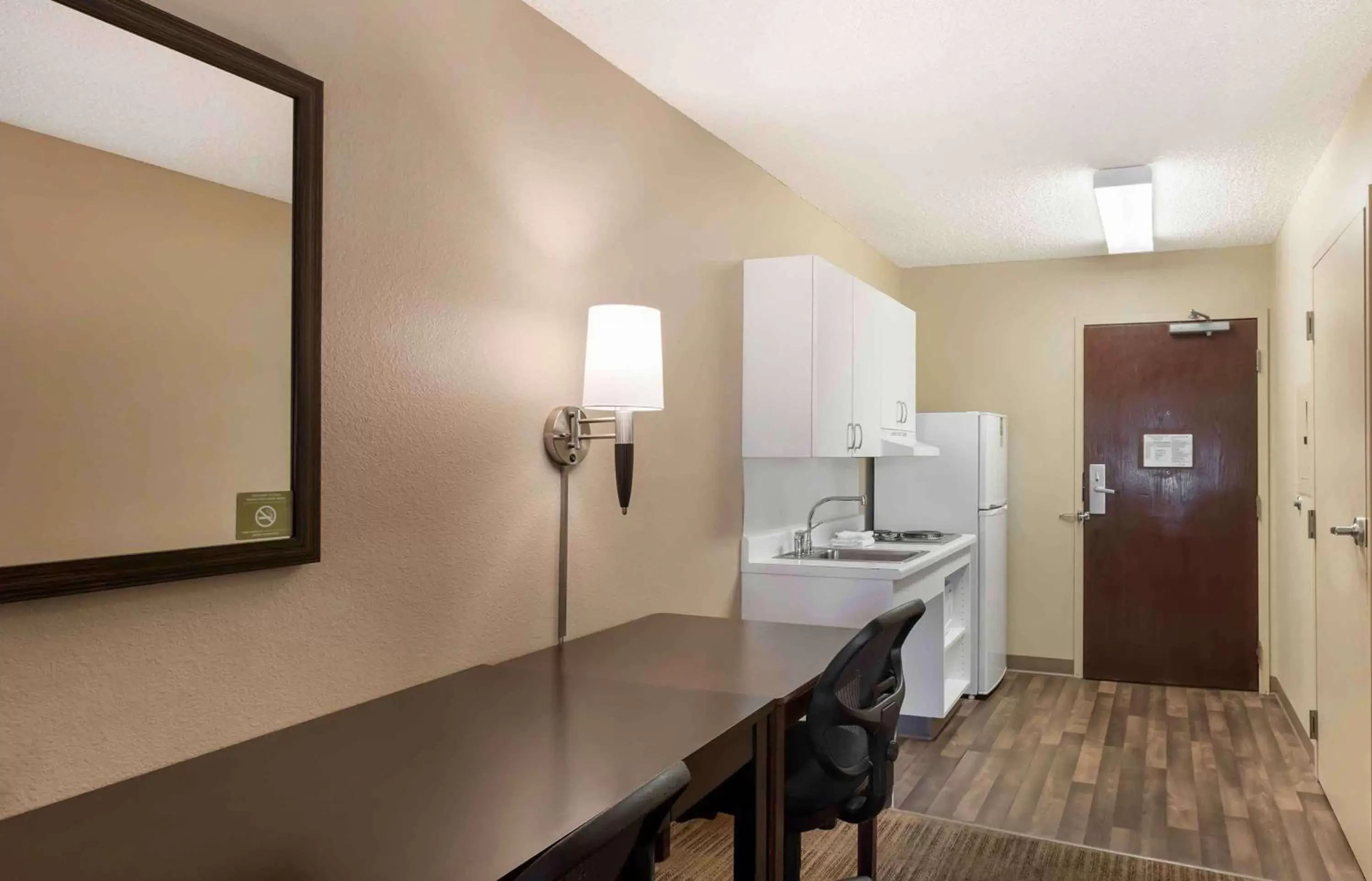 Bedroom in Extended Stay America Suites - Boise - Airport